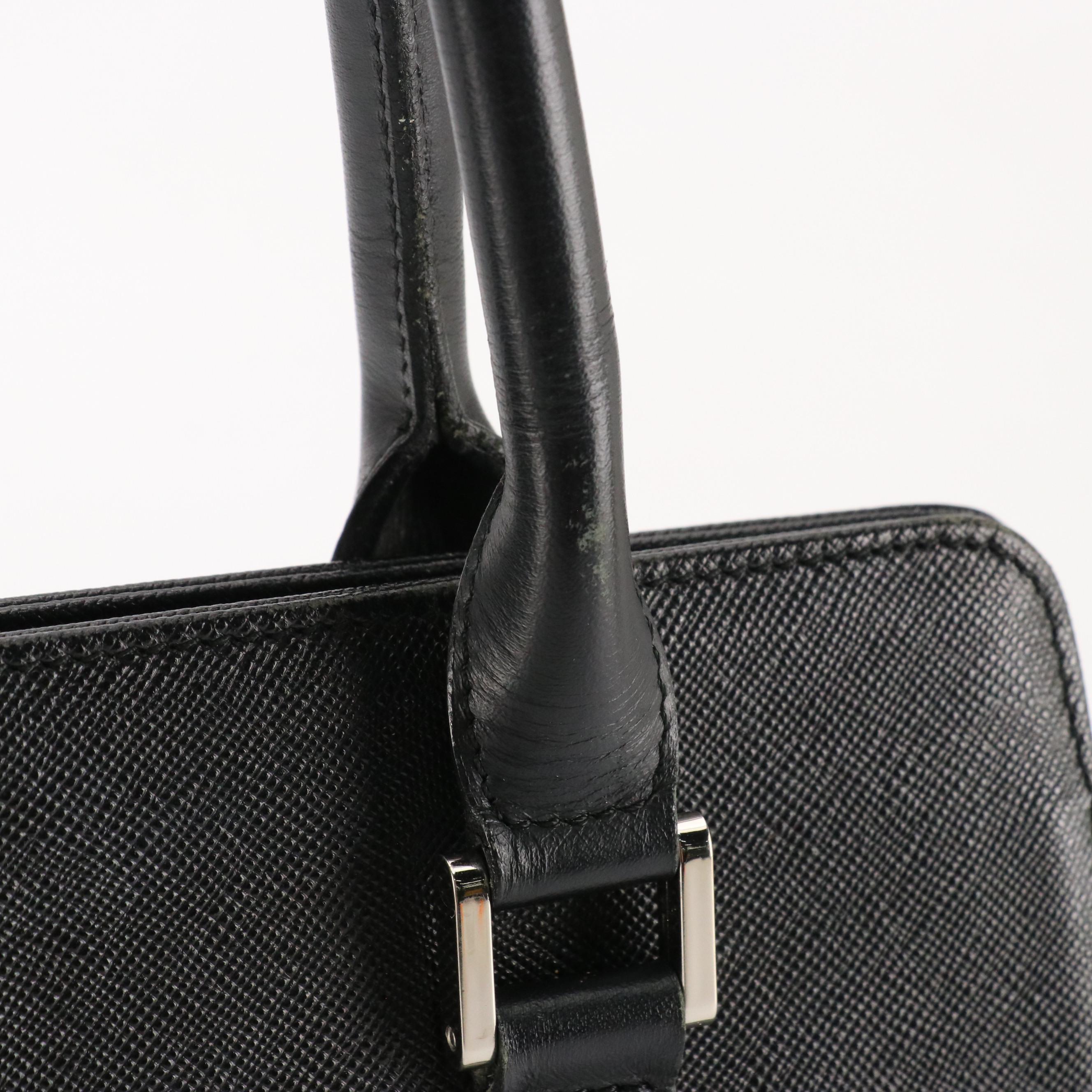 Burberry Handbag Tote in Black Saffiano Leather