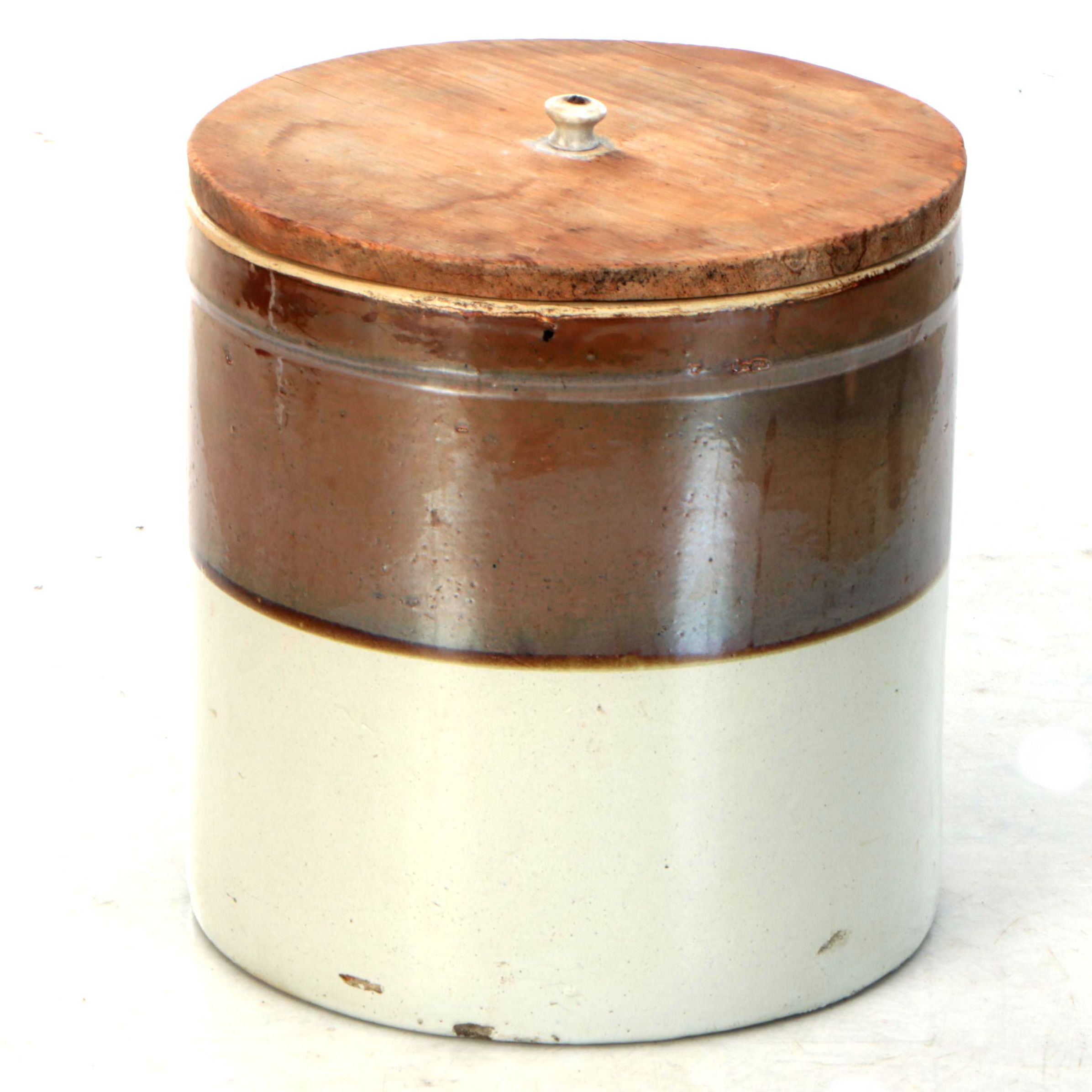 American Two-Tone Stoneware Crock with Wooden Lid, Early to Mid-20th Century
