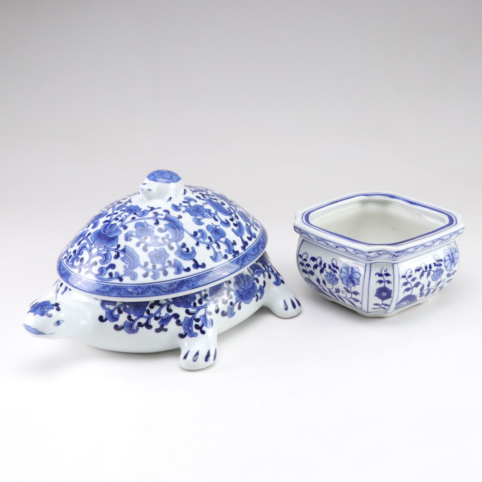 Bombay Chinese Blue & White Turtle Soup Tureen with Cachepot