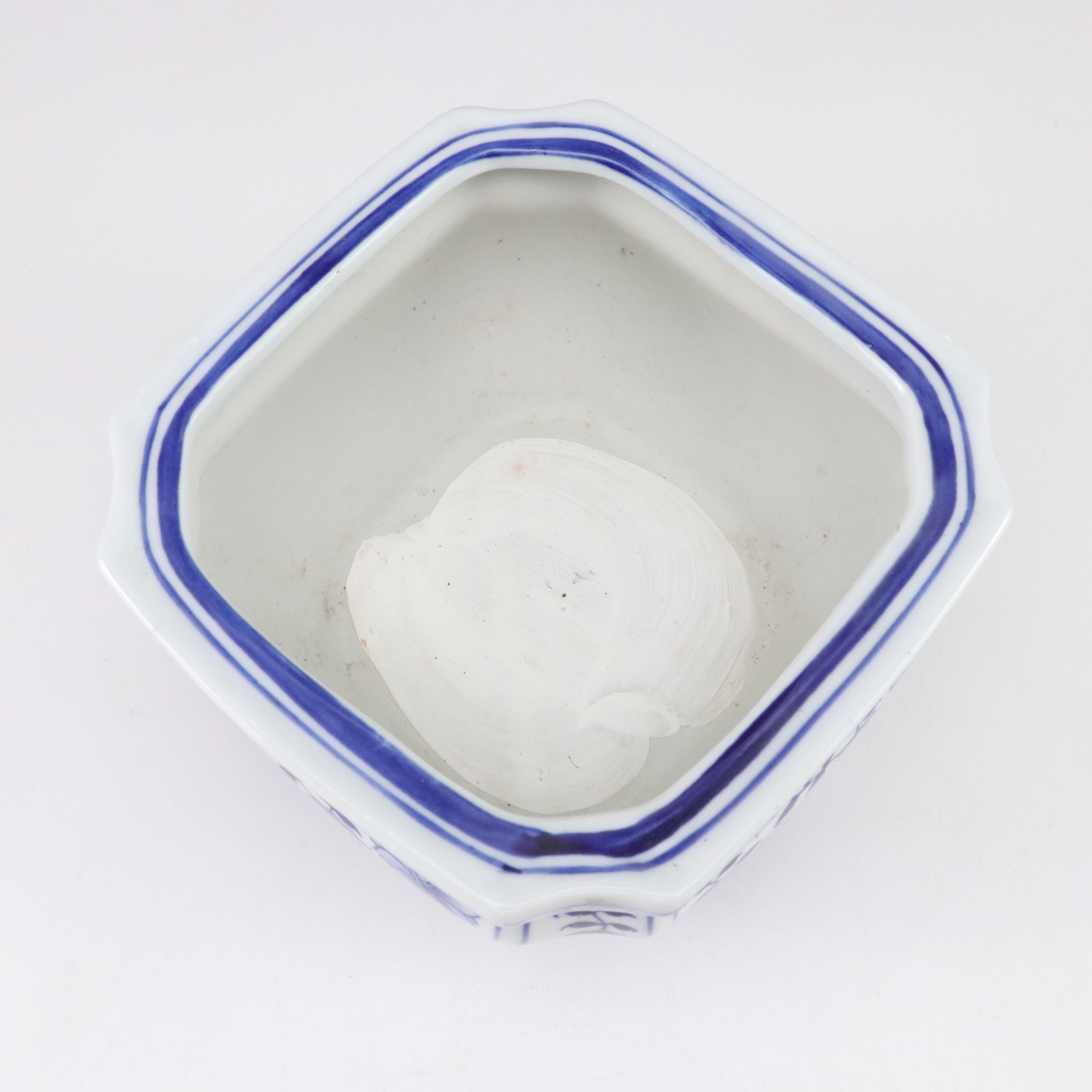 Bombay Chinese Blue & White Turtle Soup Tureen with Cachepot