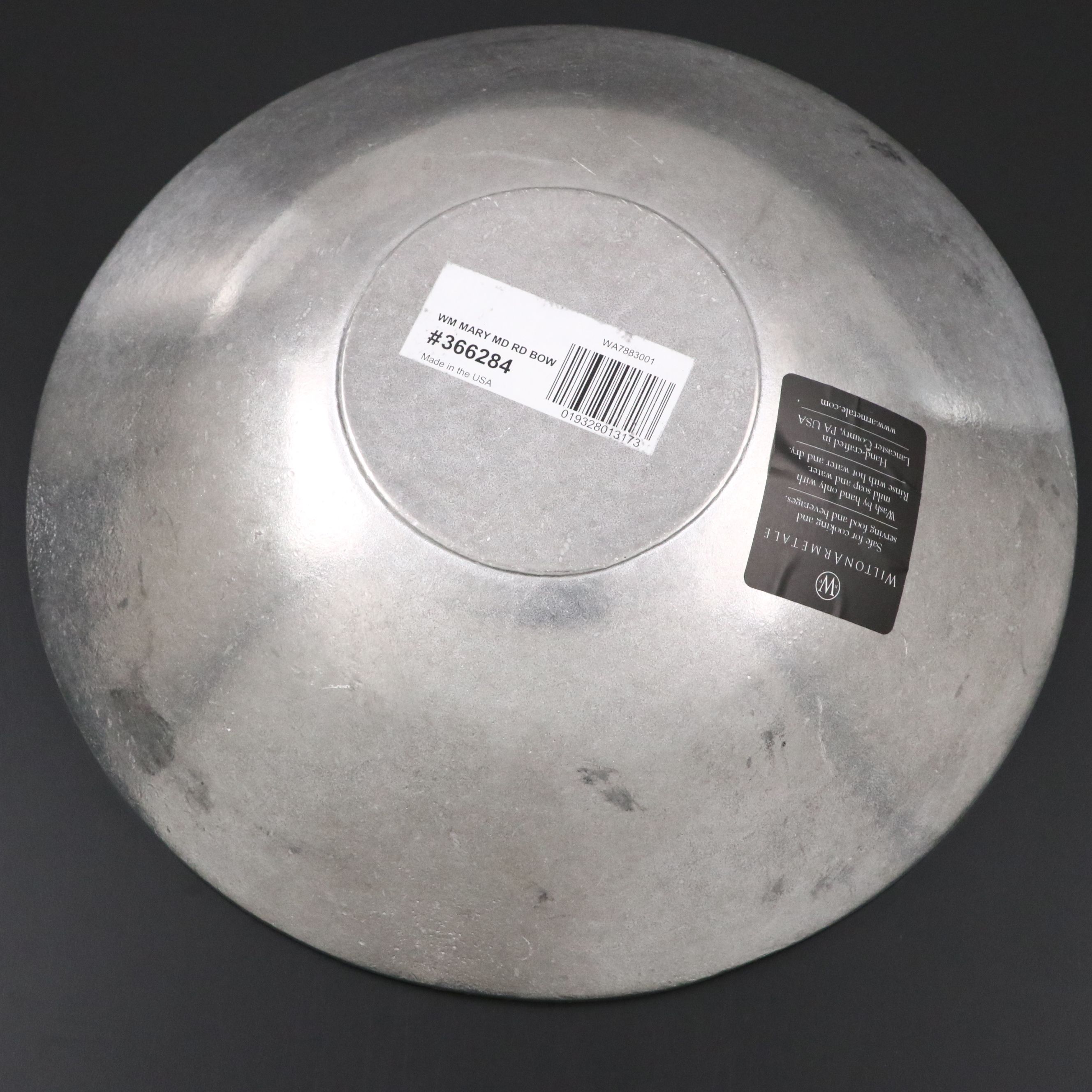 Wilton Armetale "William & Mary" Bowl and "Acanthus" Tray