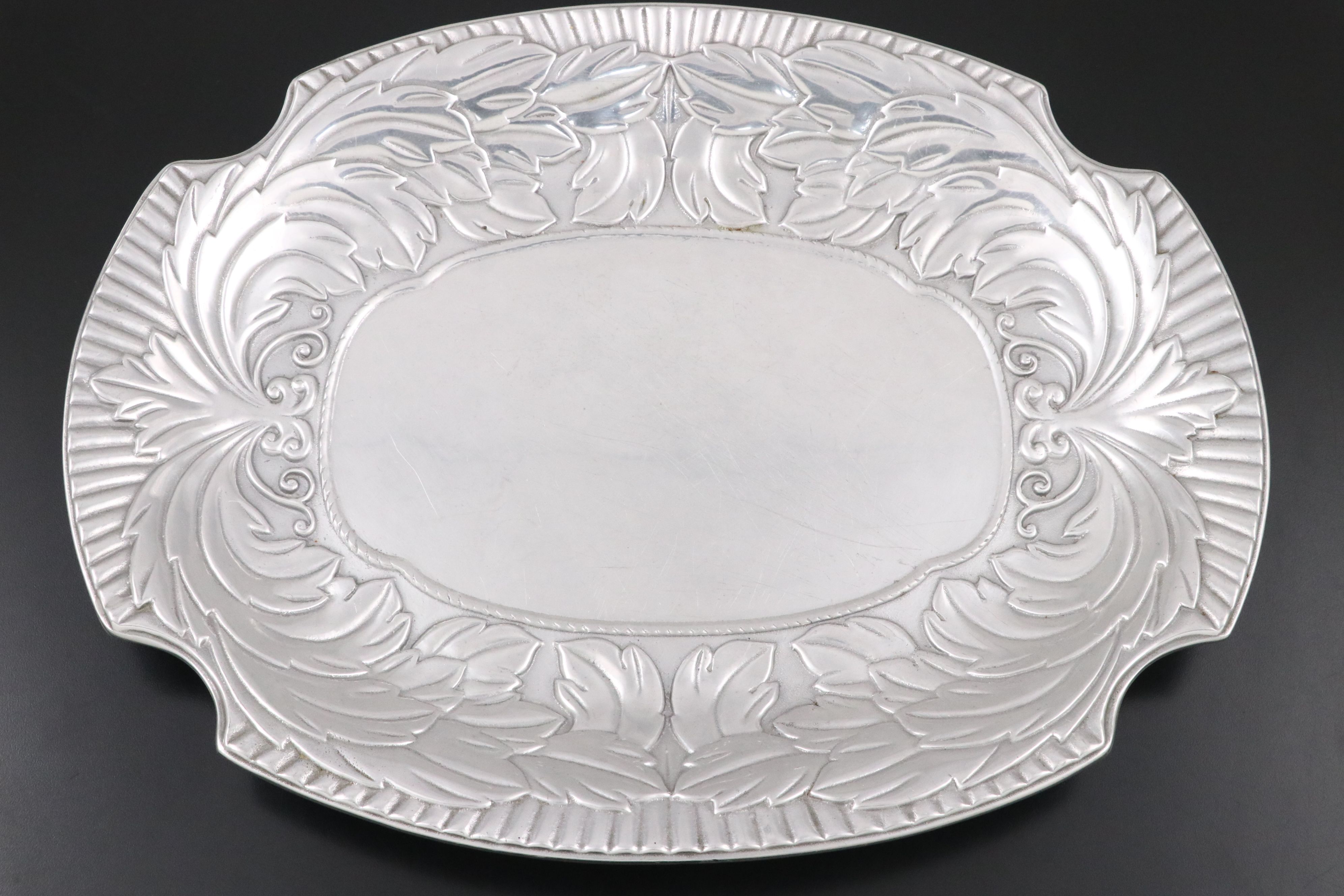 Wilton Armetale "William & Mary" Bowl and "Acanthus" Tray