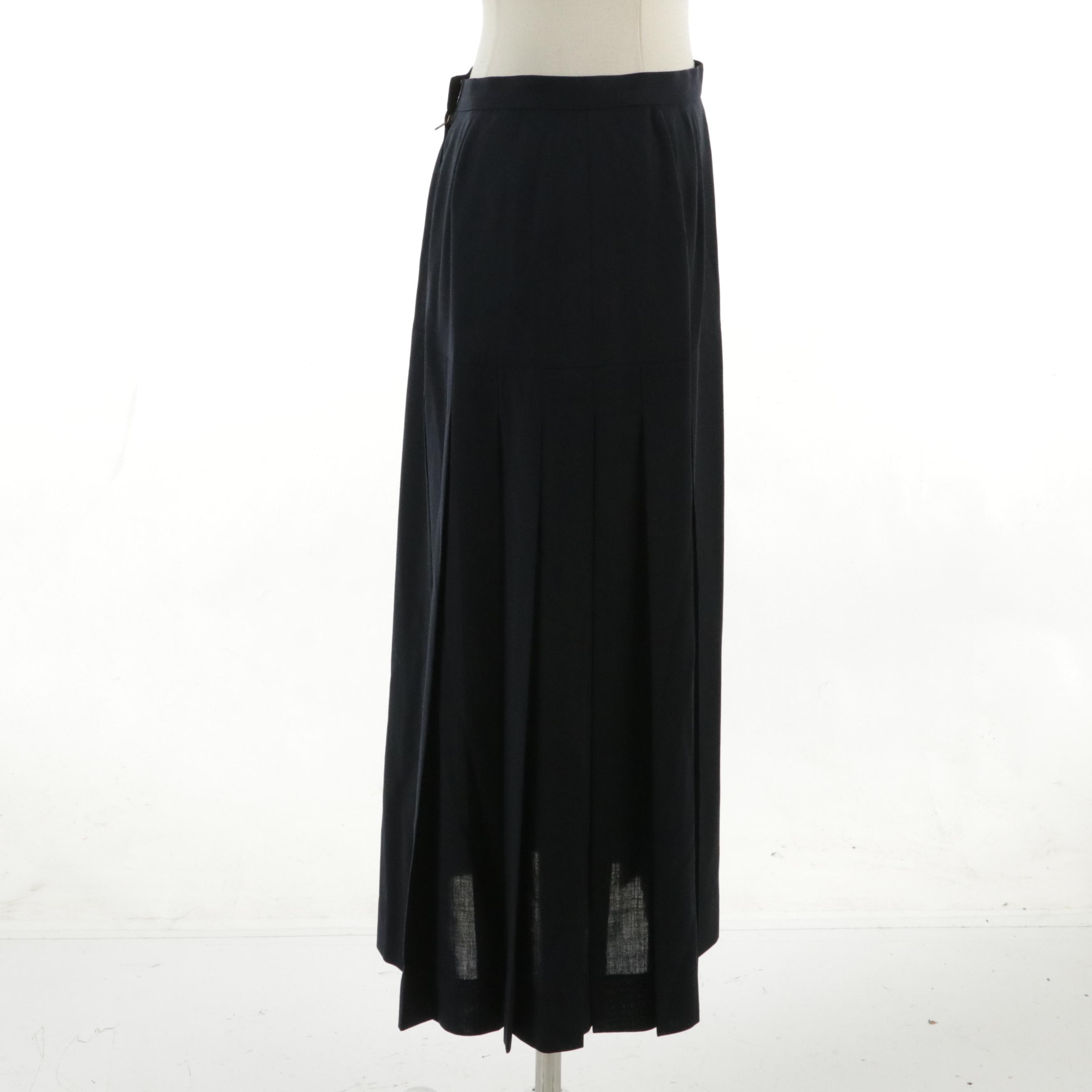 Chanel High Waist Pleated Yoke Skirt in Navy Blue Wool, circa 1970
