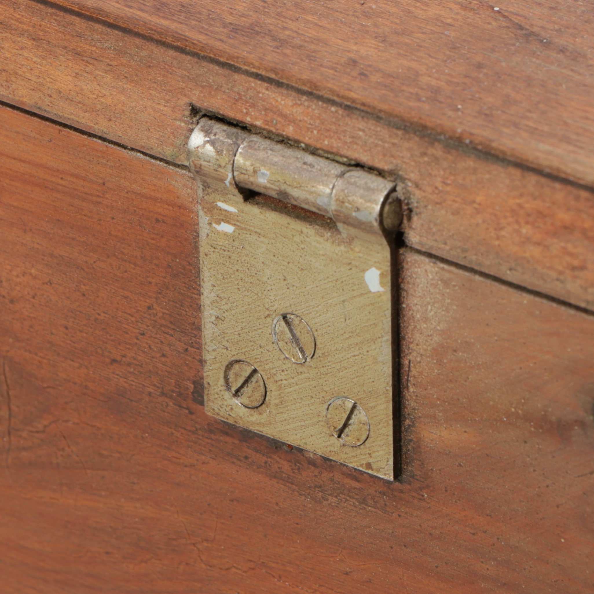 Lane French Provincial Style Walnut Blanket Chest with Cedar Lining, Late 20th C