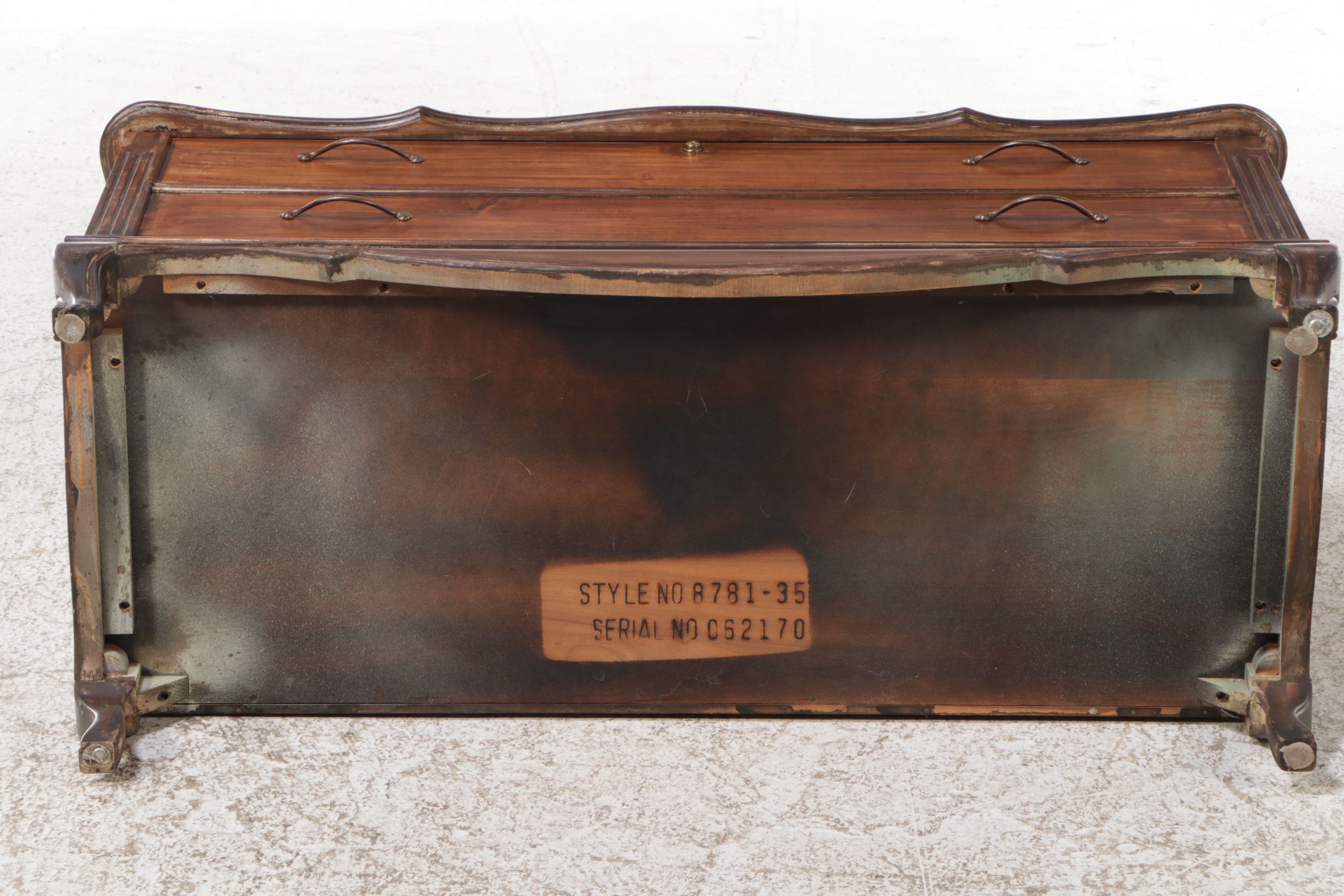 Lane French Provincial Style Walnut Blanket Chest with Cedar Lining, Late 20th C