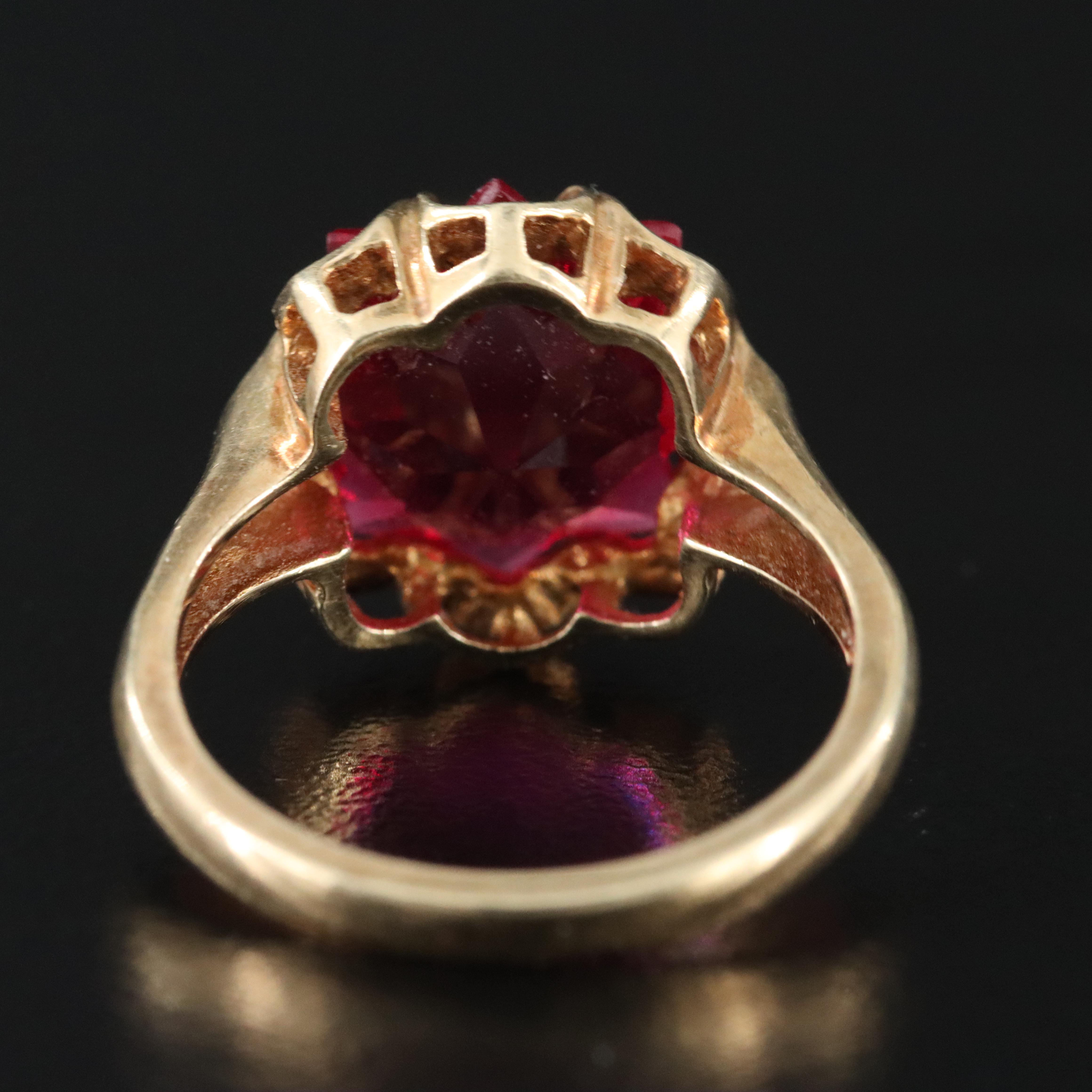 Vintage 14K Ruby Belcher Ring