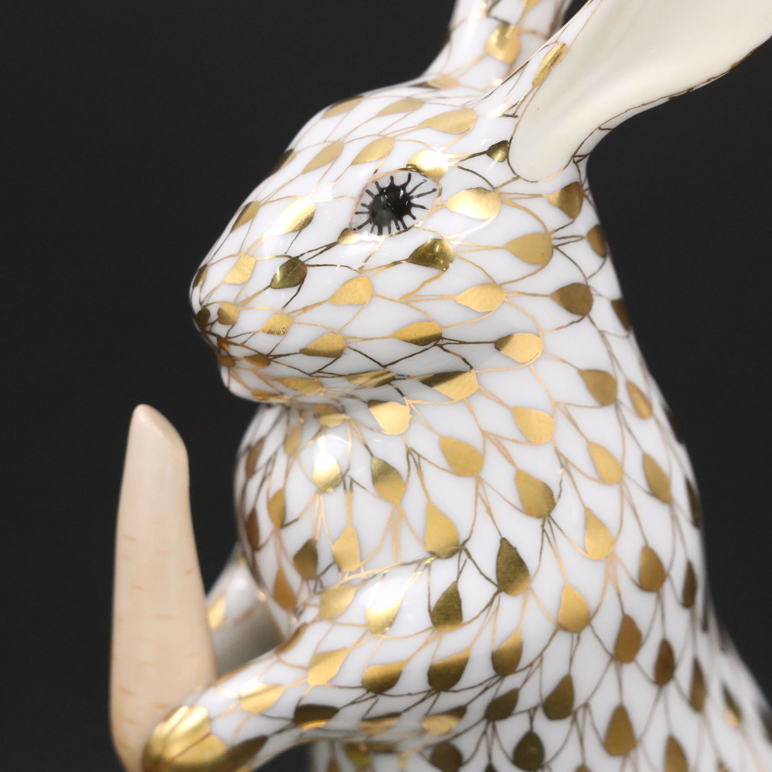 Herend Guild Gold Fishnet "Garden Bunny" Porcelain Figurine, 2005