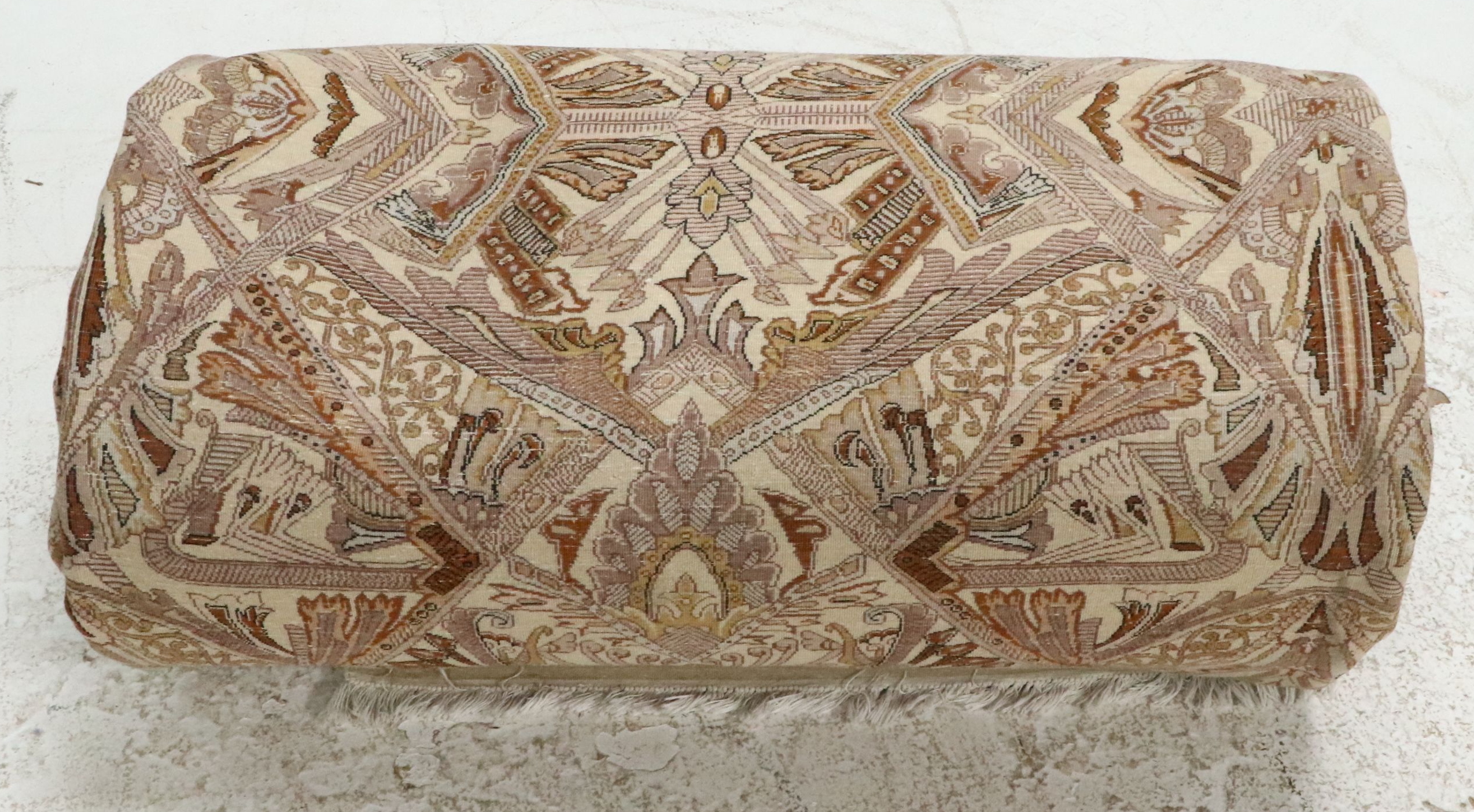 9' x 12'2 Hand-Knotted Pakistani Room-Sized Rug