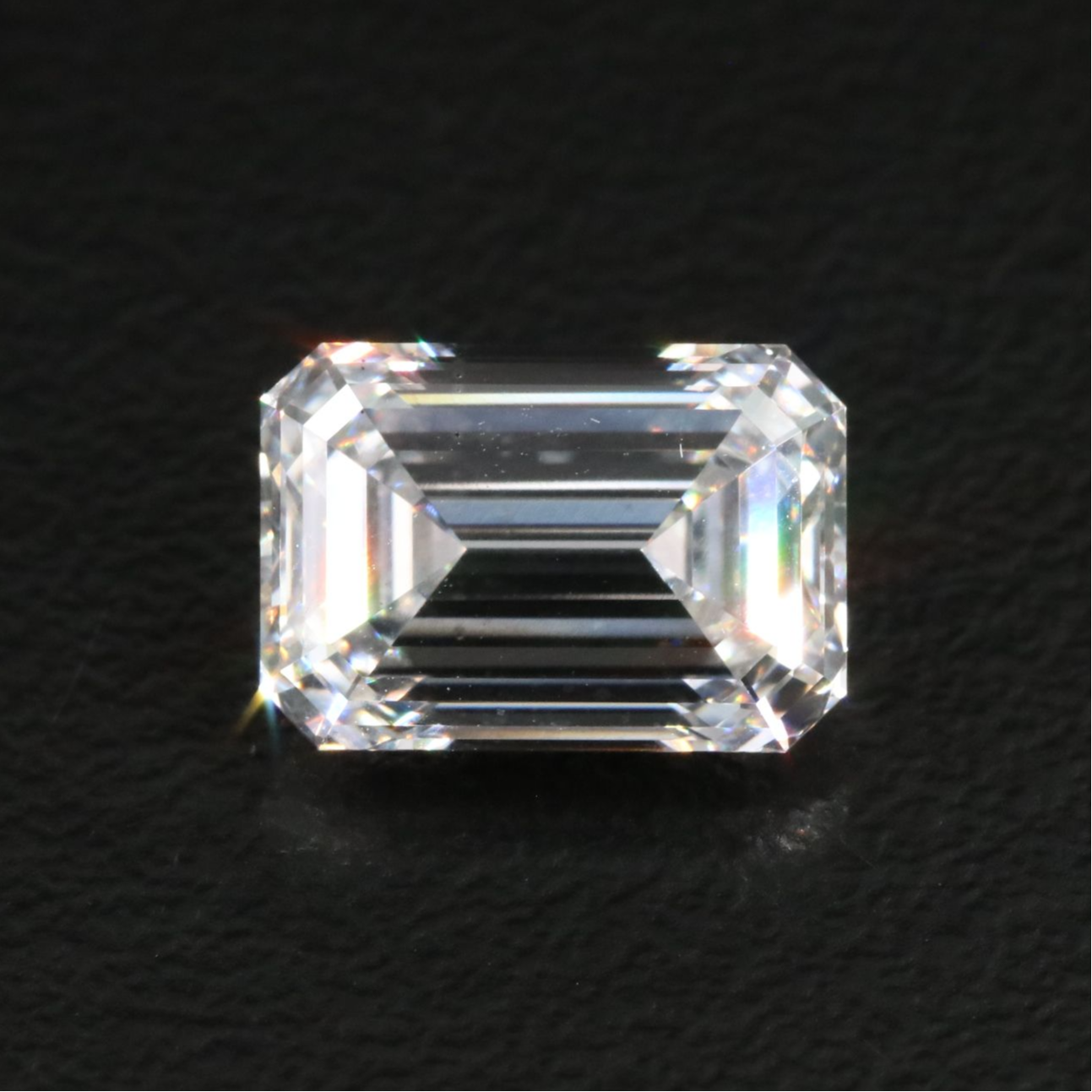 Loose 2.69 CT Lab Grown Diamond with IGI Report