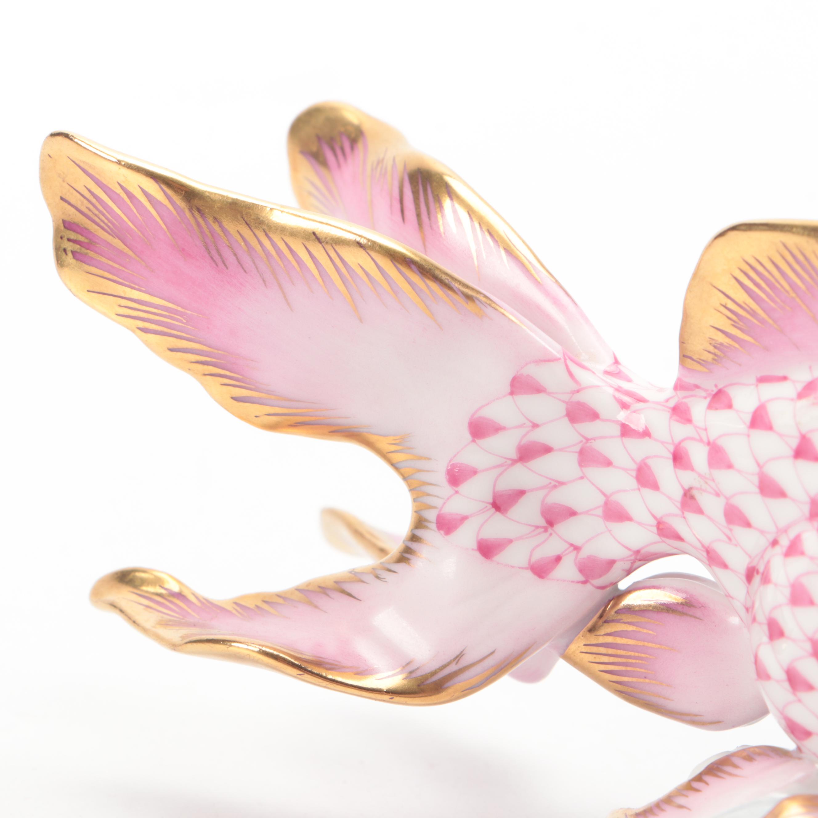 Herend Raspberry Fishnet with Gold "Fantail Goldfish" Porcelain Figurine