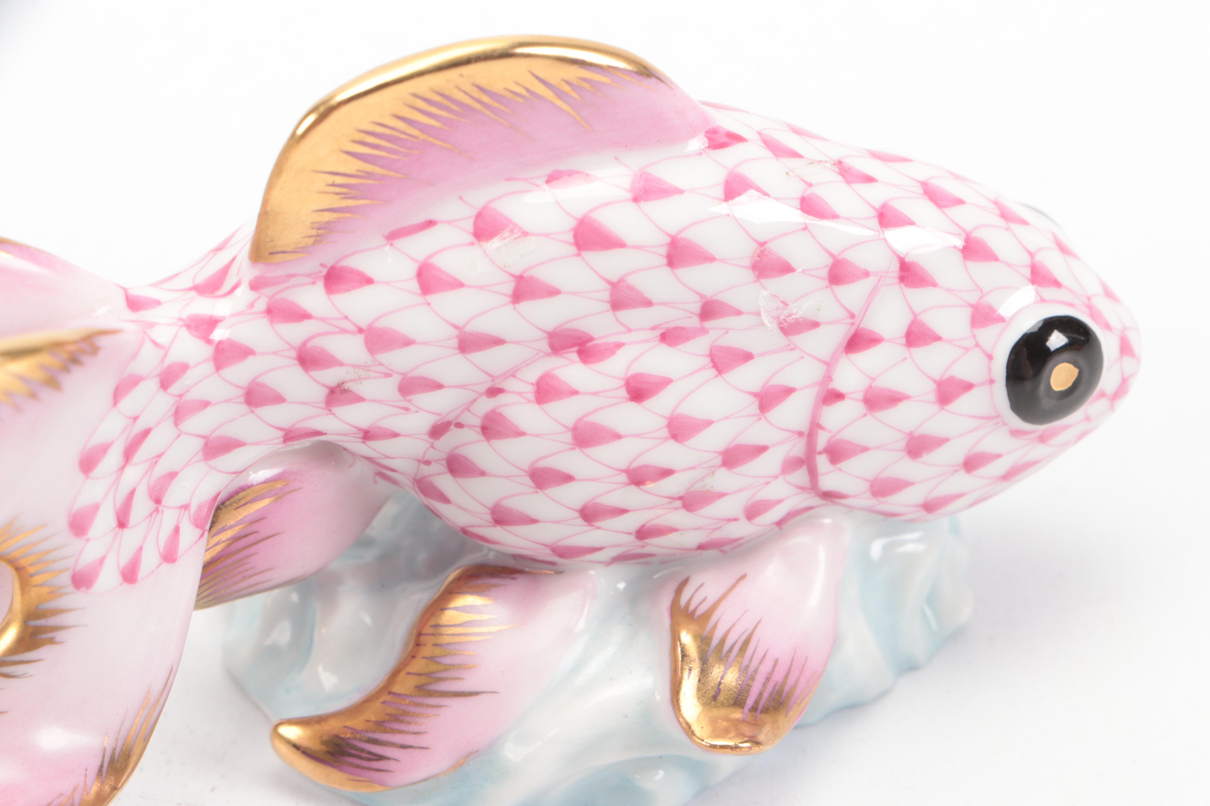 Herend Raspberry Fishnet with Gold "Fantail Goldfish" Porcelain Figurine