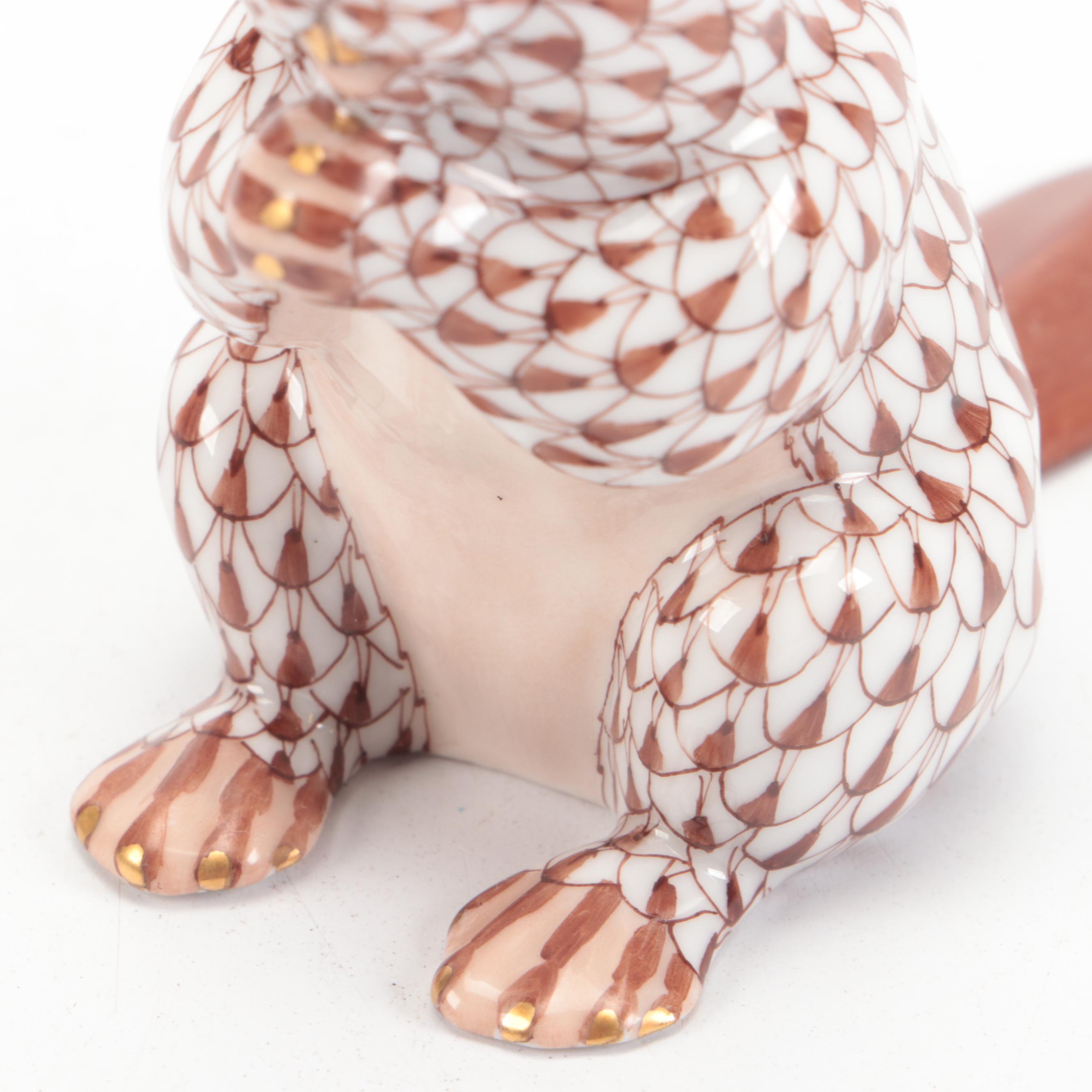 Herend Chocolate Fishnet with Gold "Small Beaver" Porcelain Figurine
