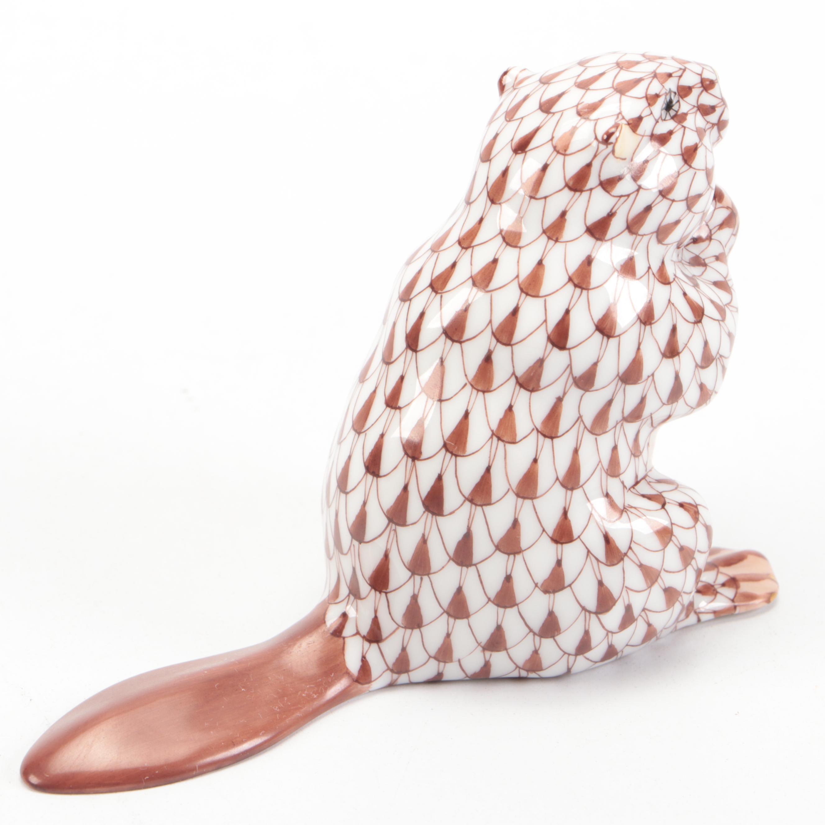 Herend Chocolate Fishnet with Gold "Small Beaver" Porcelain Figurine