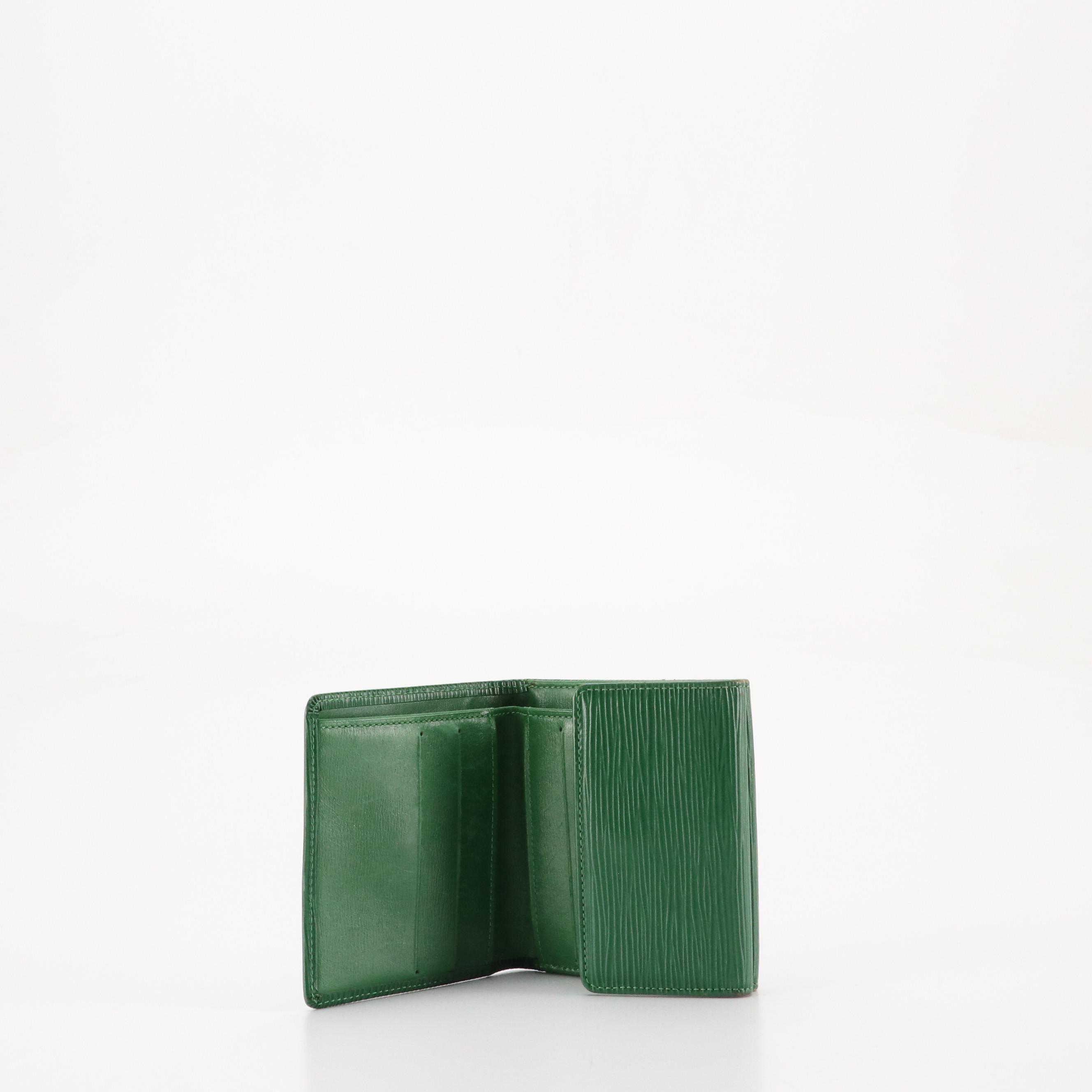 Louis Vuitton Elise Bifold Wallet in Borneo Green Epi Leather with Box