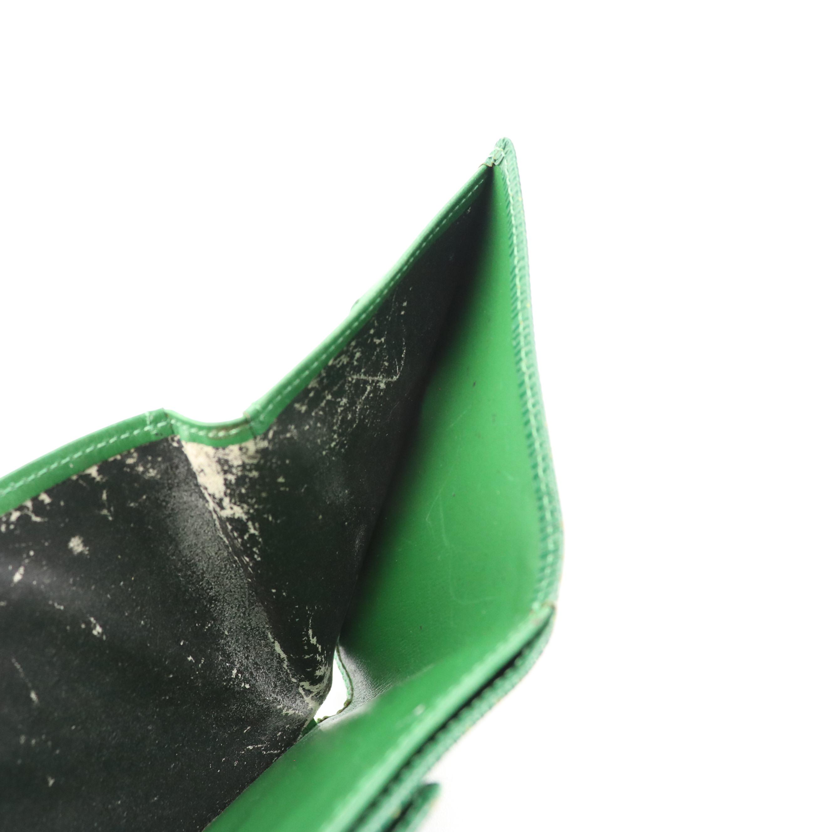 Louis Vuitton Elise Bifold Wallet in Borneo Green Epi Leather with Box