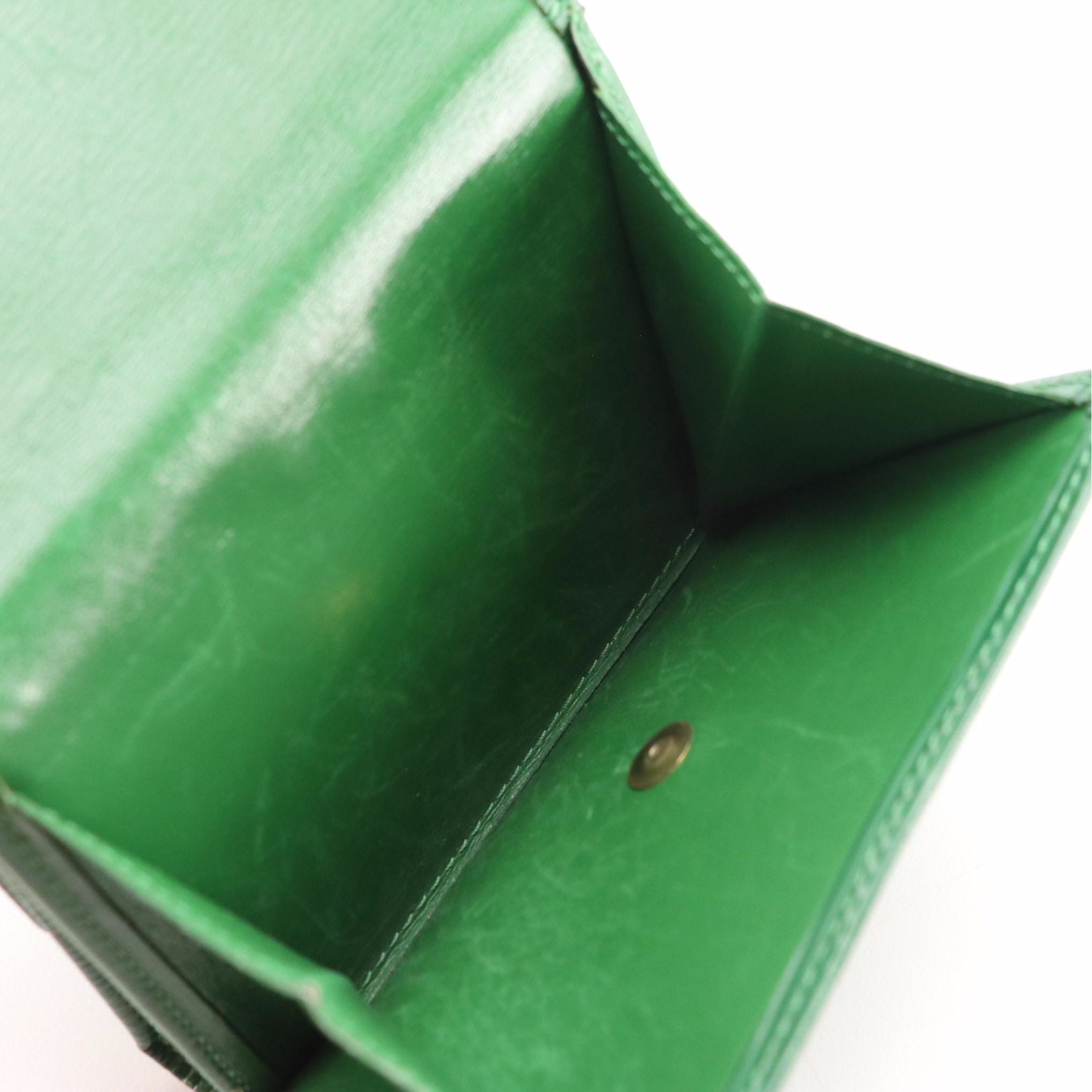 Louis Vuitton Elise Bifold Wallet in Borneo Green Epi Leather with Box