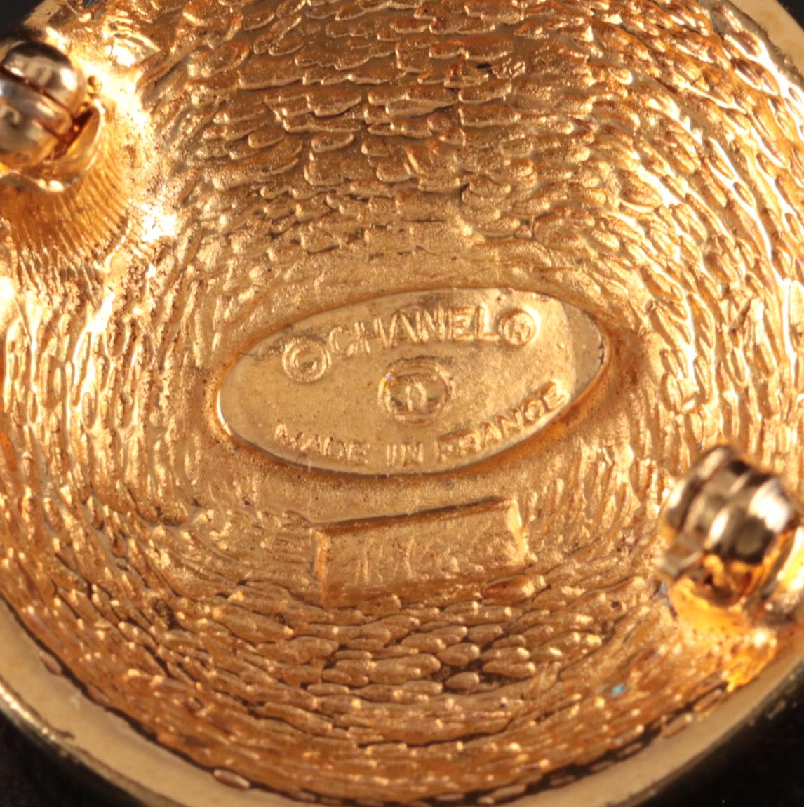 Chanel CC Quilted Round Brooch Pin