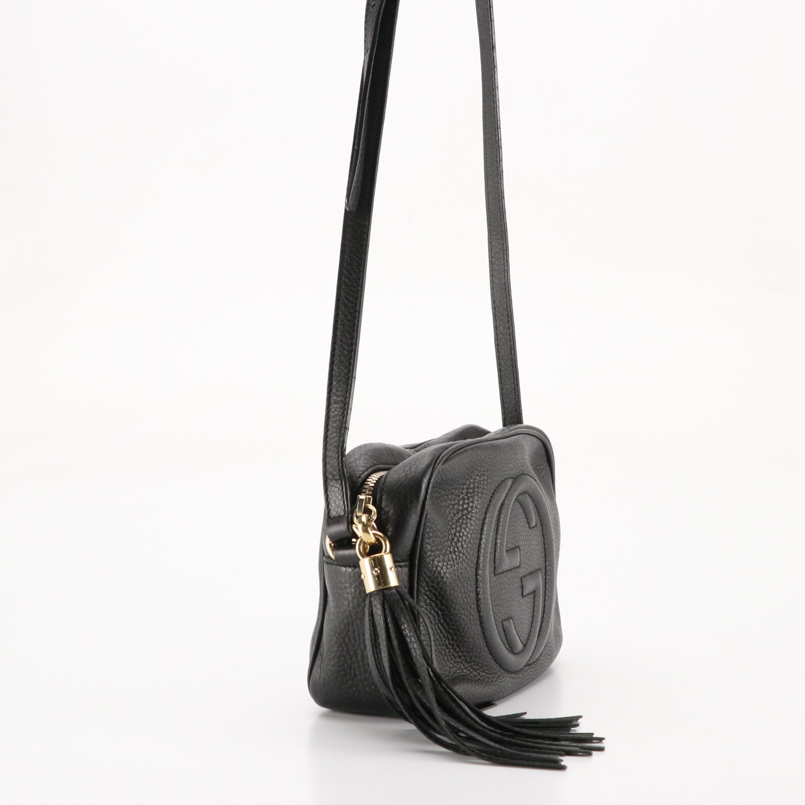 Gucci Soho Disco Crossbody Bag in Black Pebbled Calfskin Leather