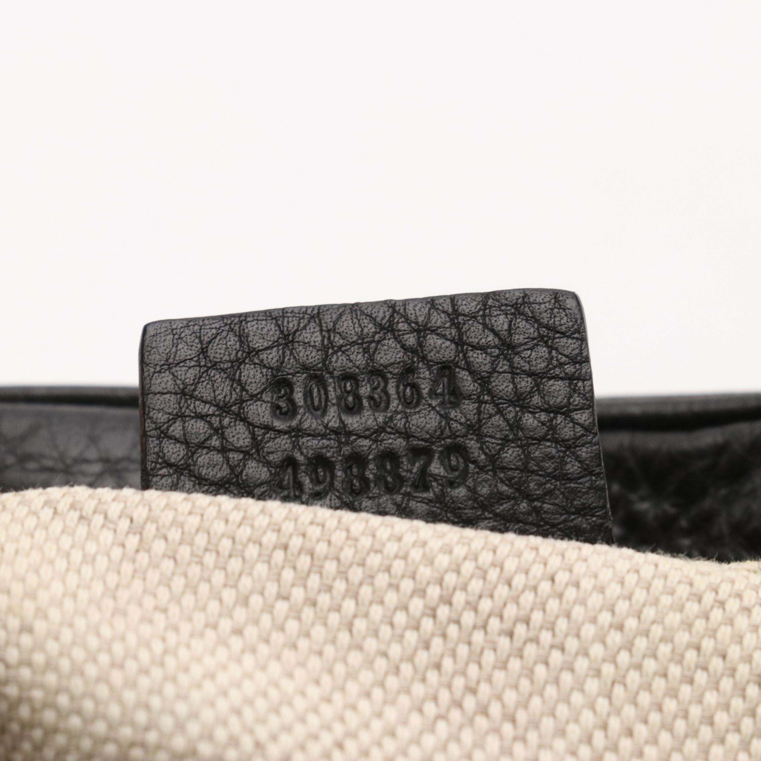 Gucci Soho Disco Crossbody Bag in Black Pebbled Calfskin Leather