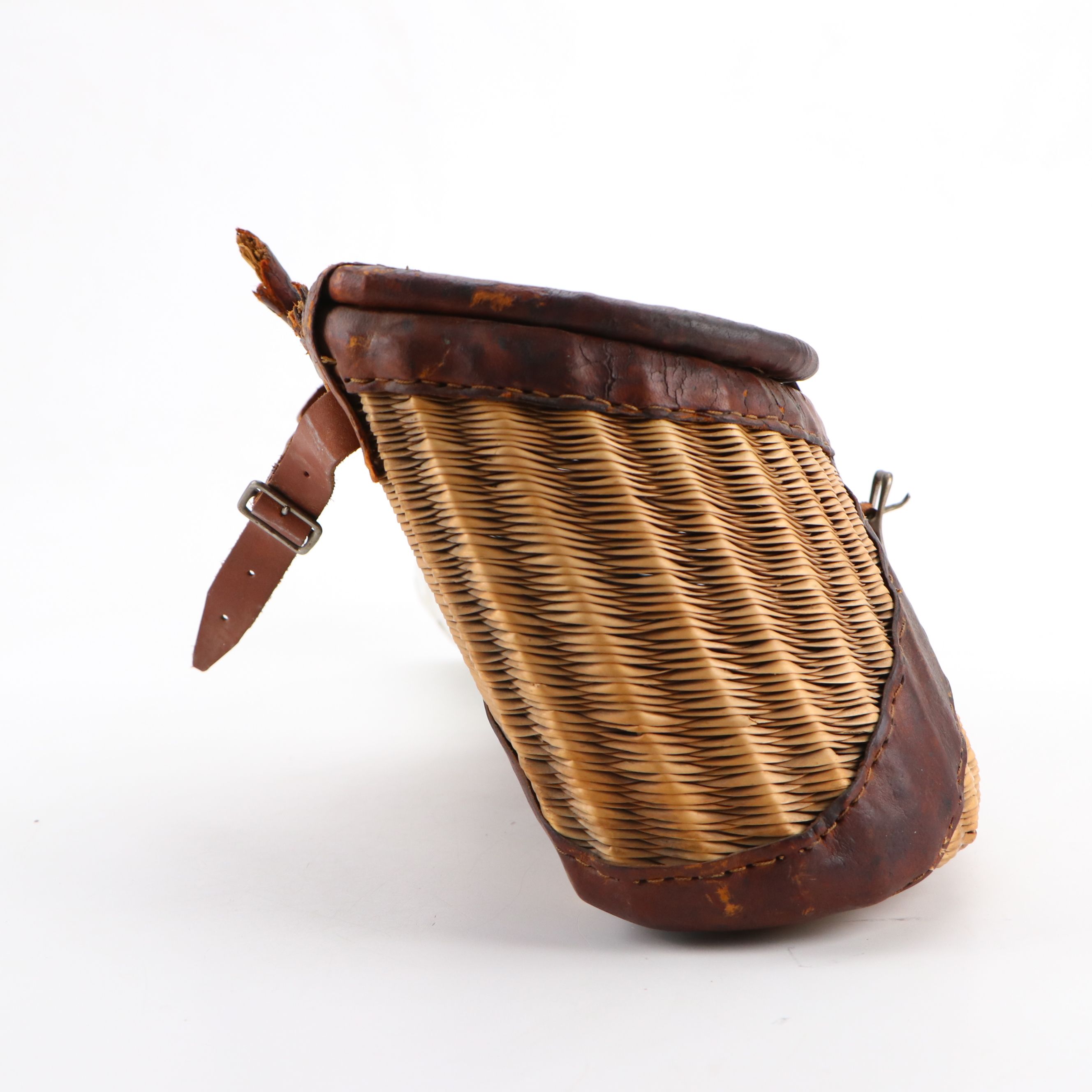 Wicker and Leather Fly Fishing Creel Basket, Early to Mid-20th Century