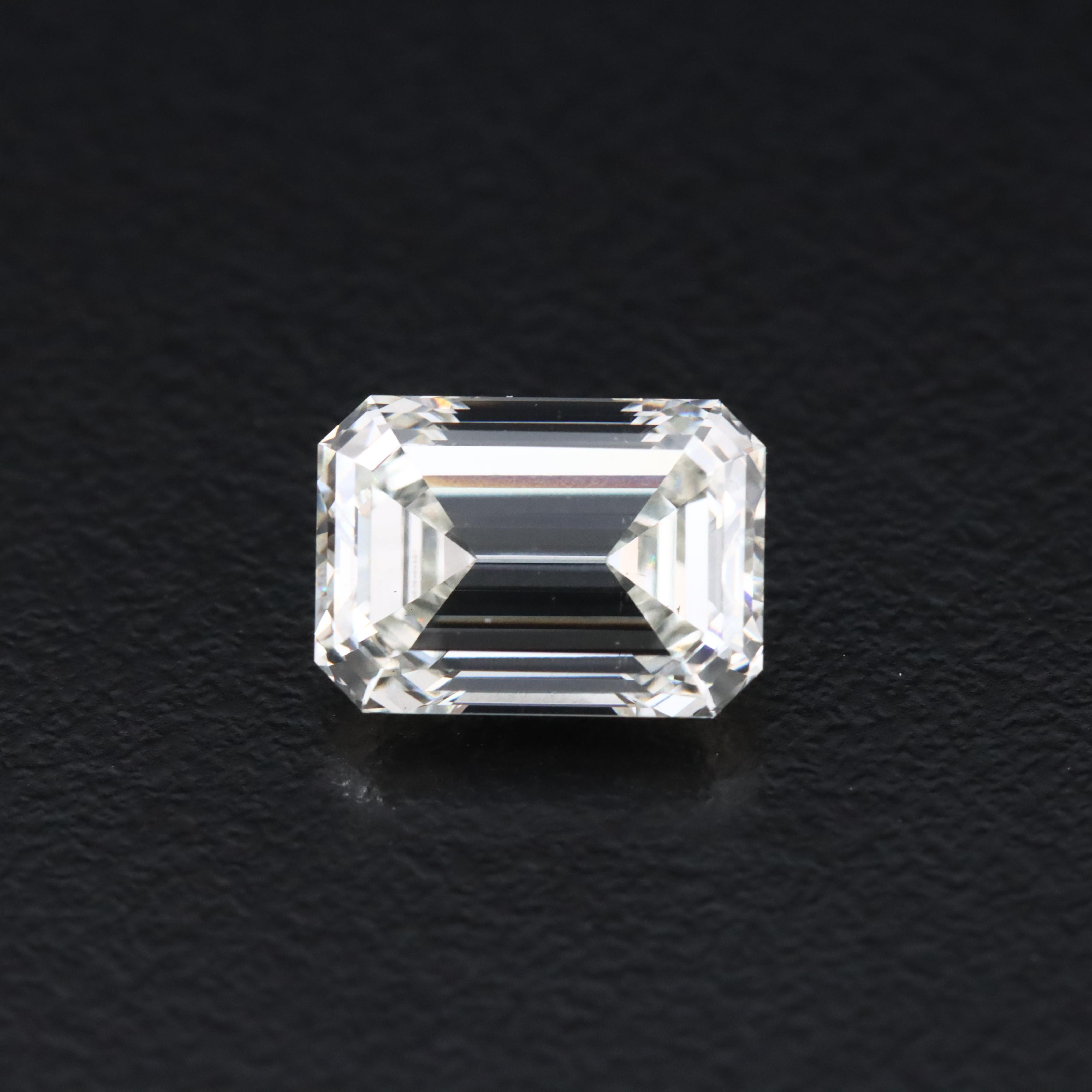 Loose 2.79 CT Lab Grown Diamond with IGI Report