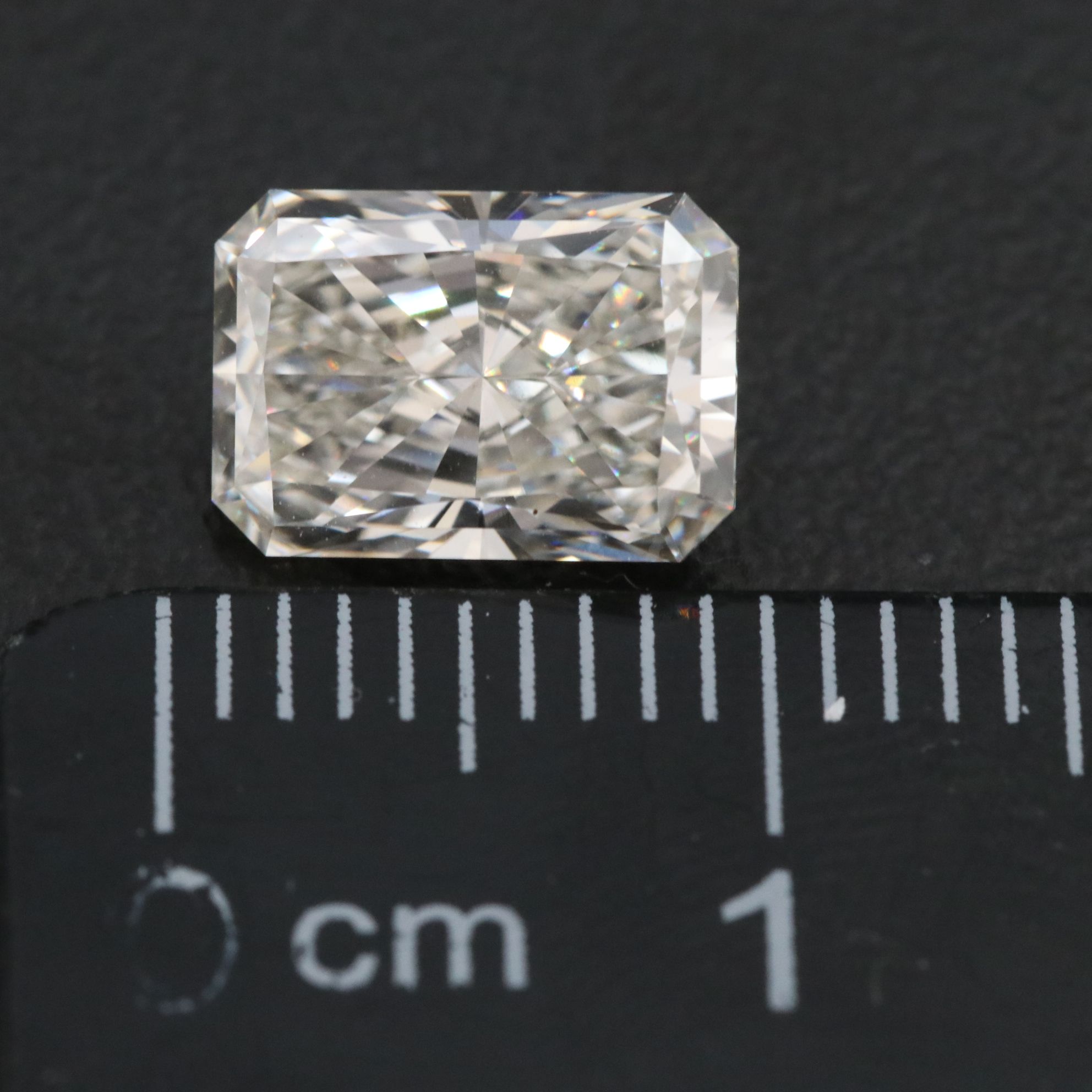 Loose 1.89 CT Lab Grown Diamond with IGI Report