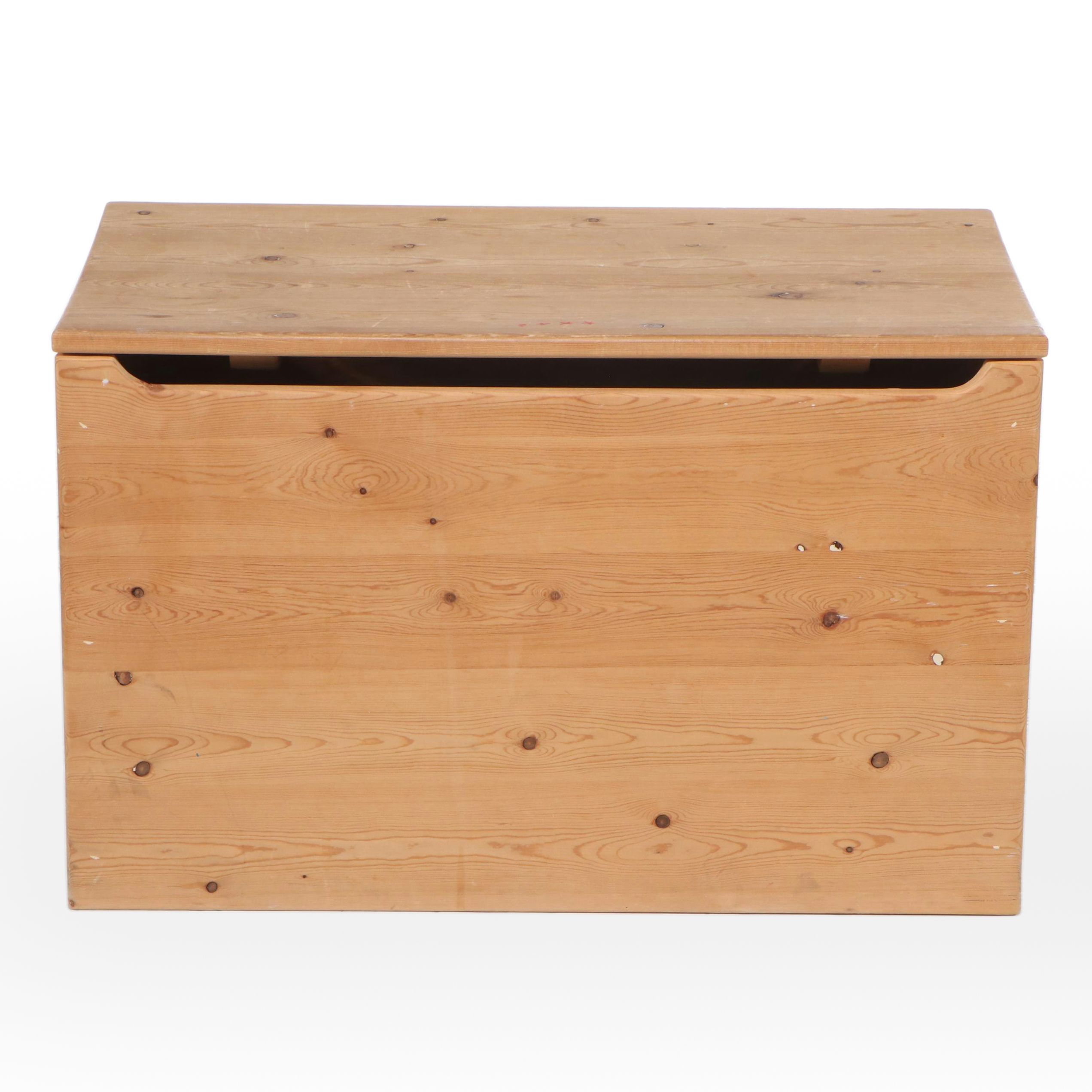 American Primitive Style Pine Blanket Chest