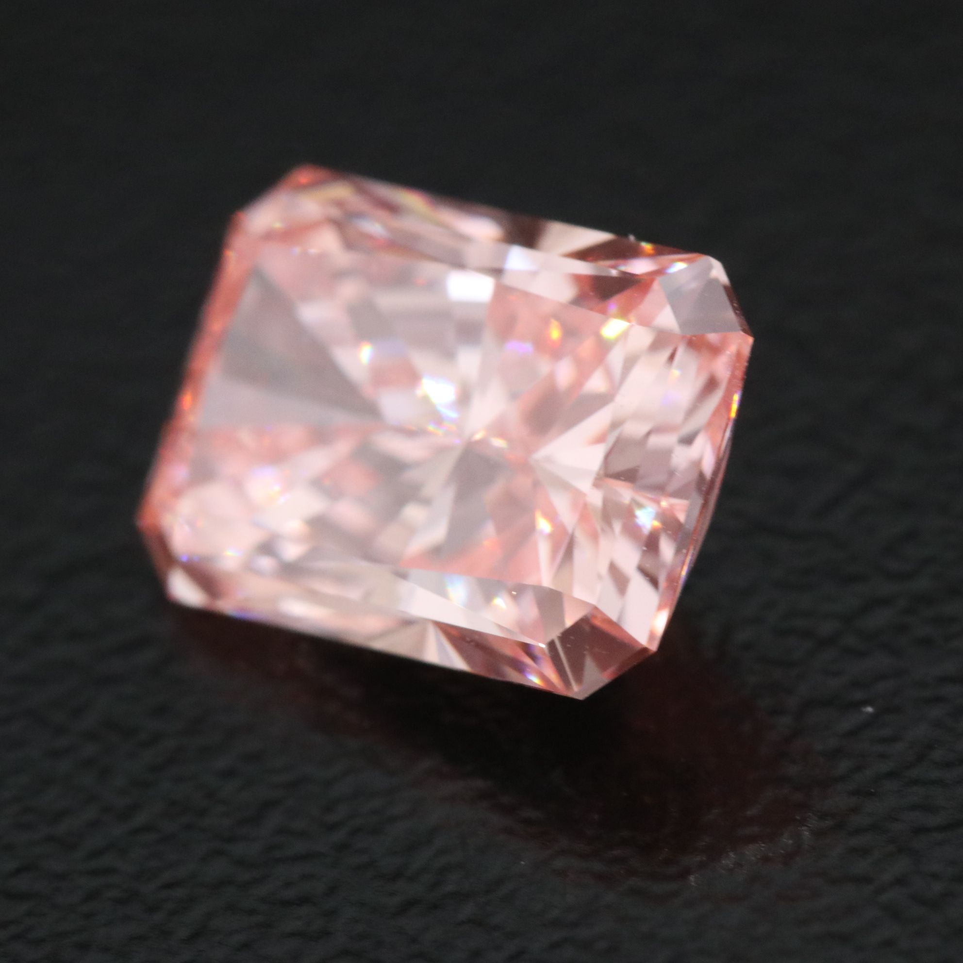 Loose 3.03 CT Lab Grown Fancy Pink Diamond with IGI Report