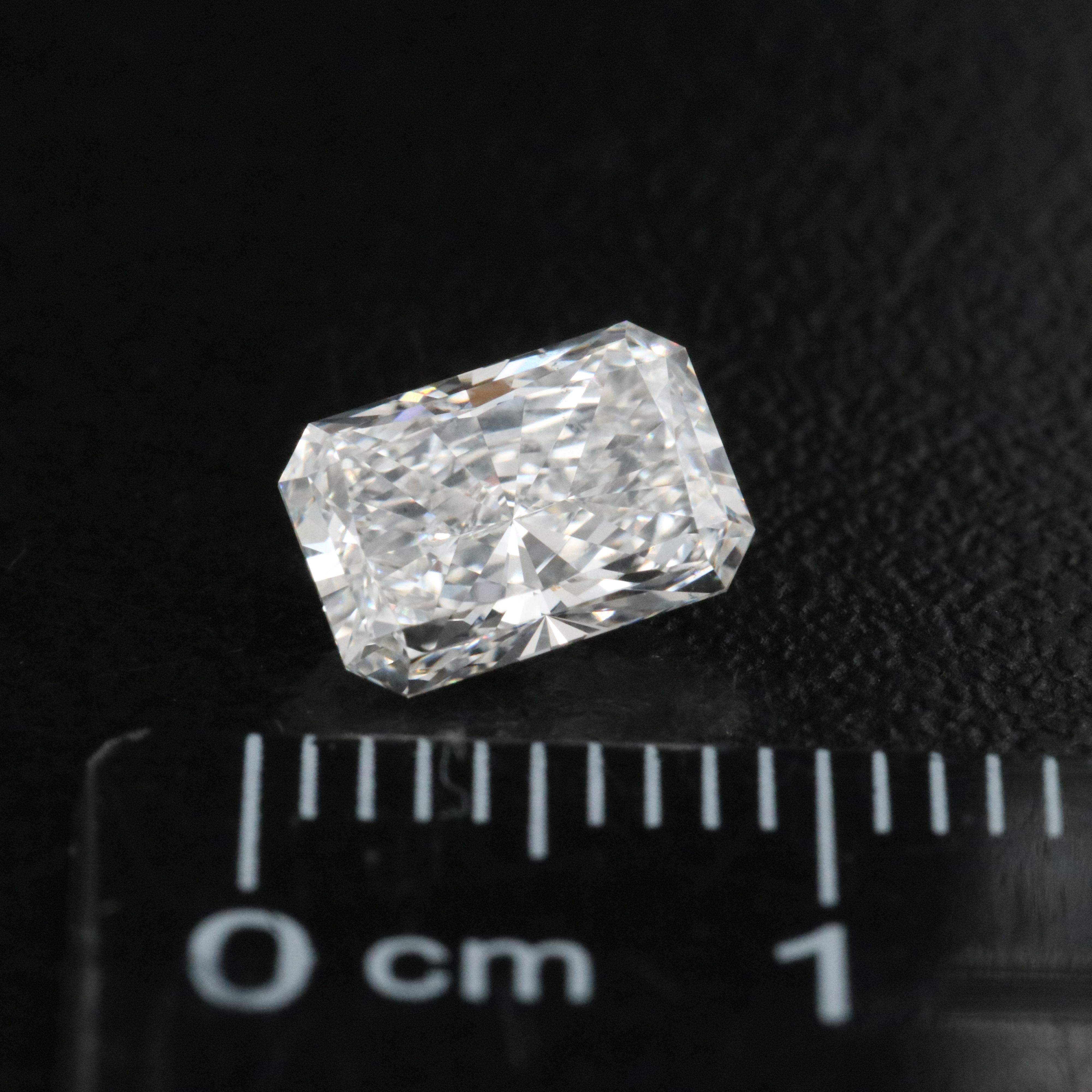 Loose 1.28 CT Lab Grown Diamond with IGI Report