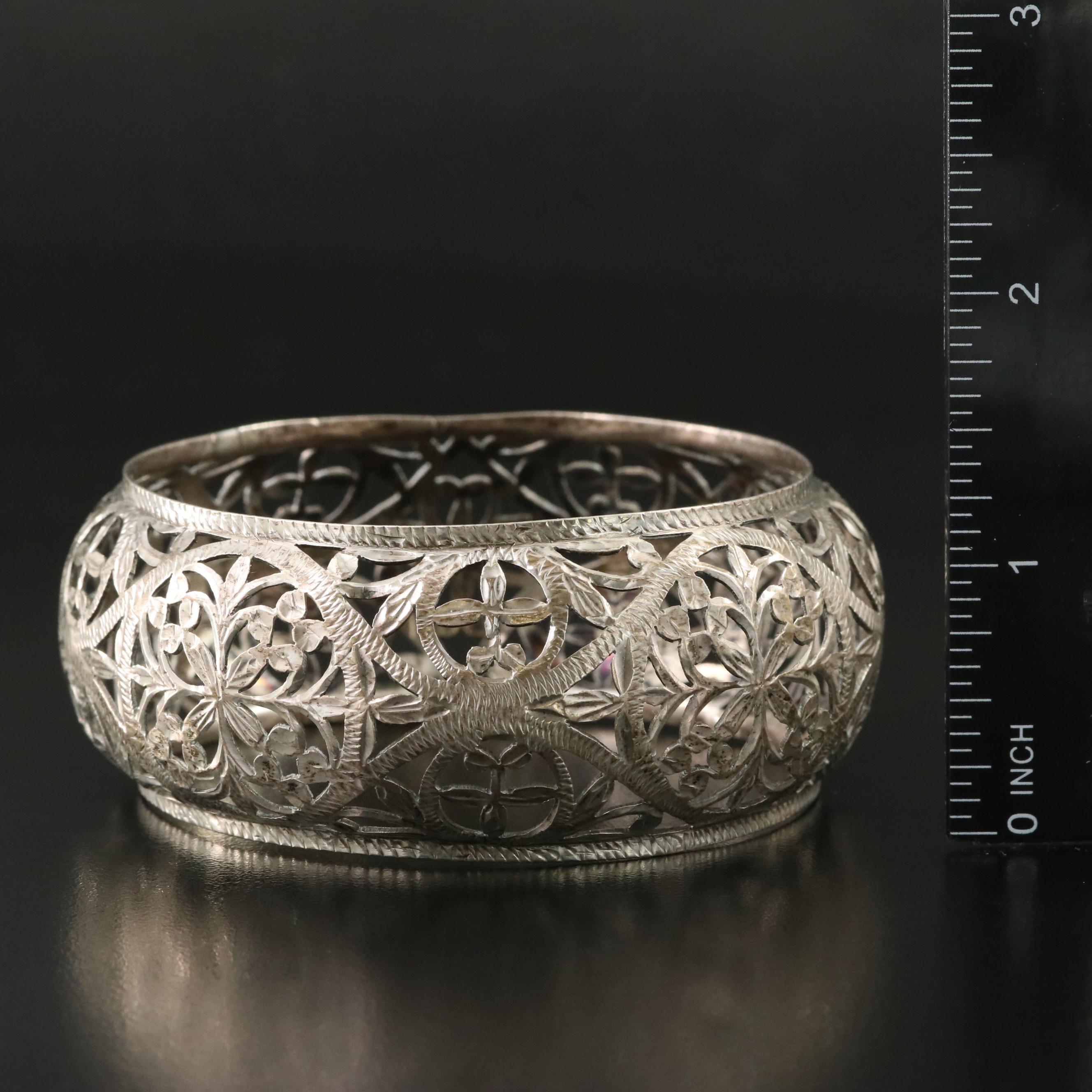 800 Silver Cutout Floral Bangle