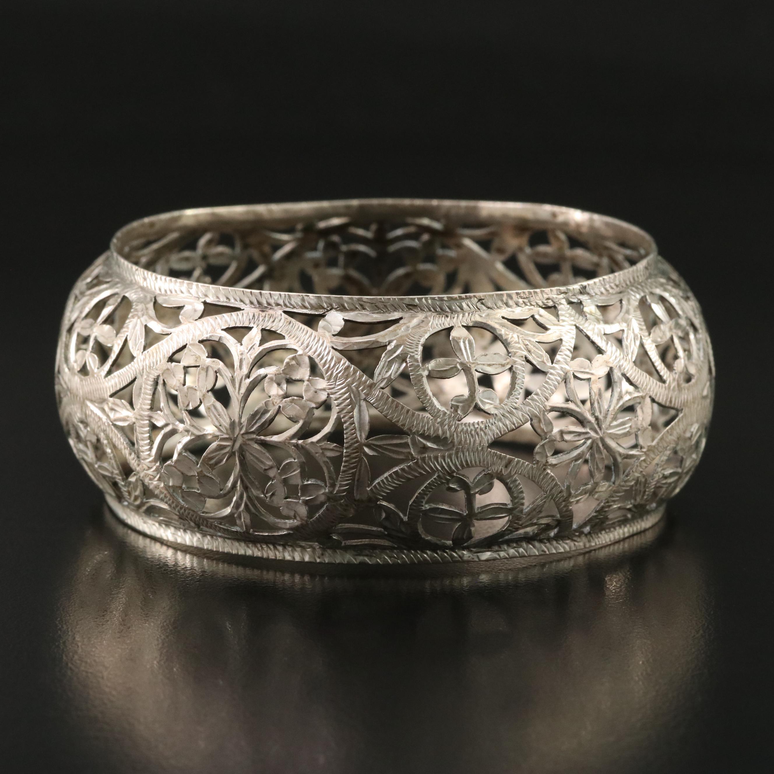800 Silver Cutout Floral Bangle