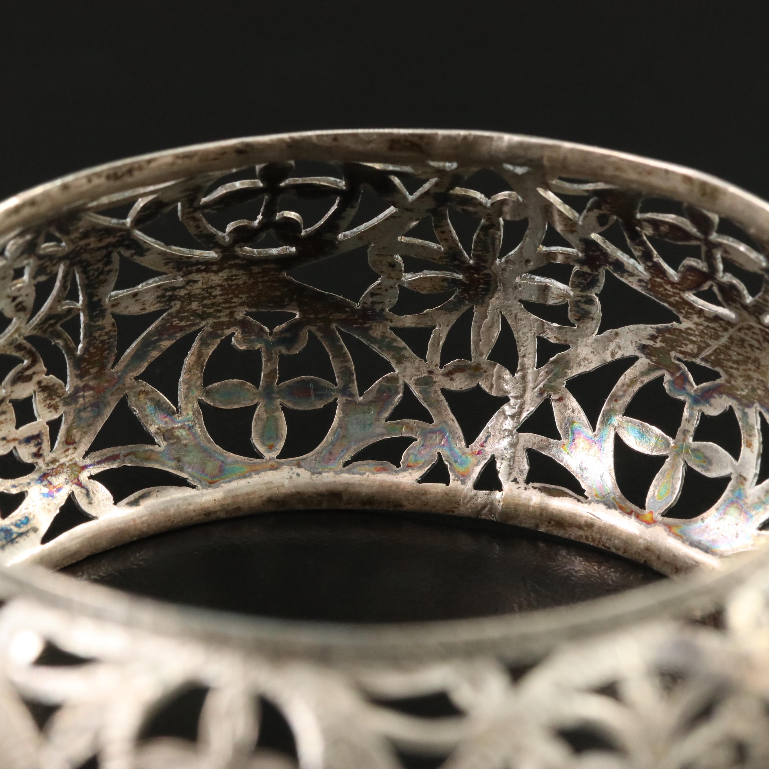 800 Silver Cutout Floral Bangle