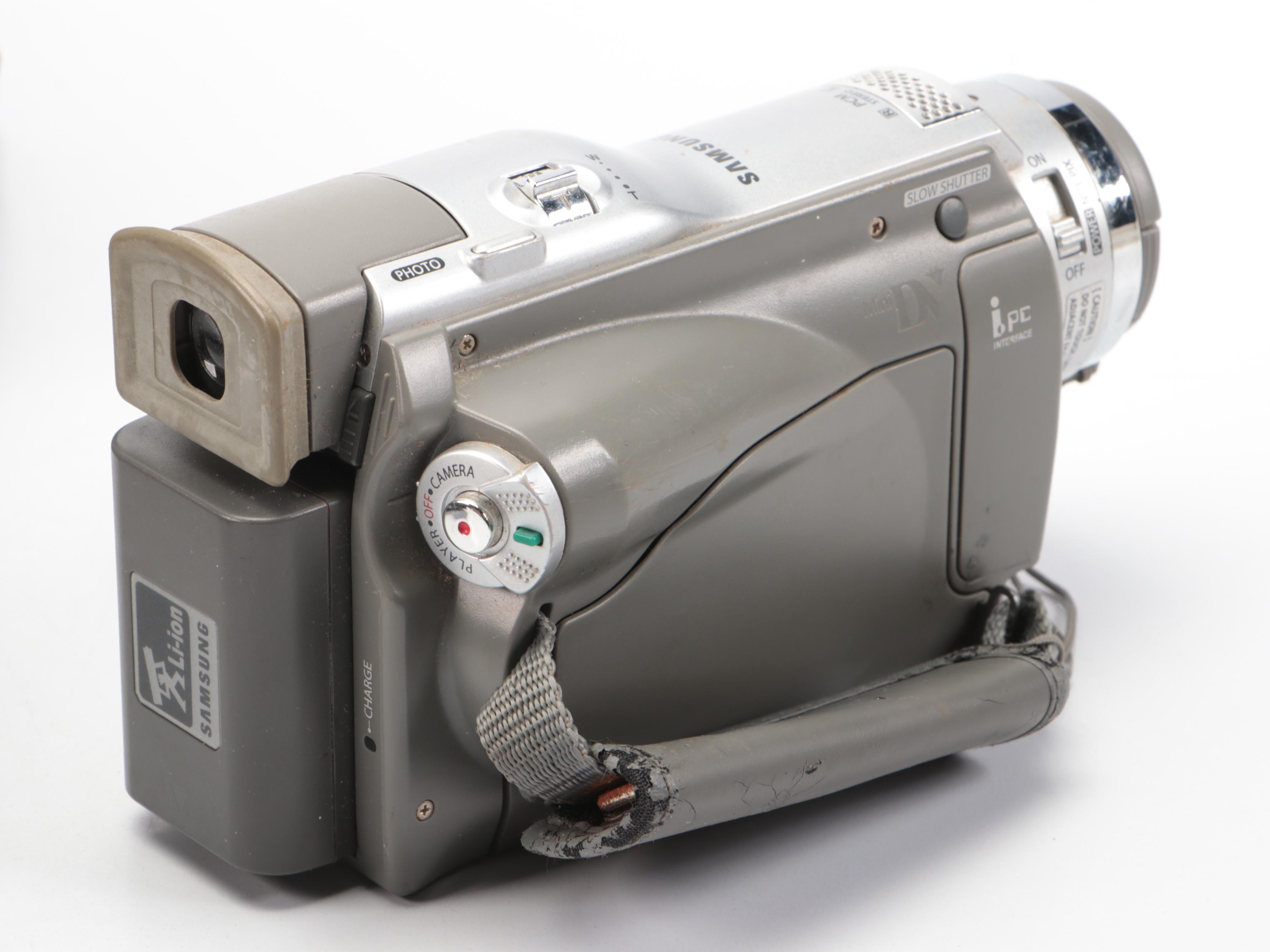 Vankyo Projector with Samsung Digital Cam Recorder