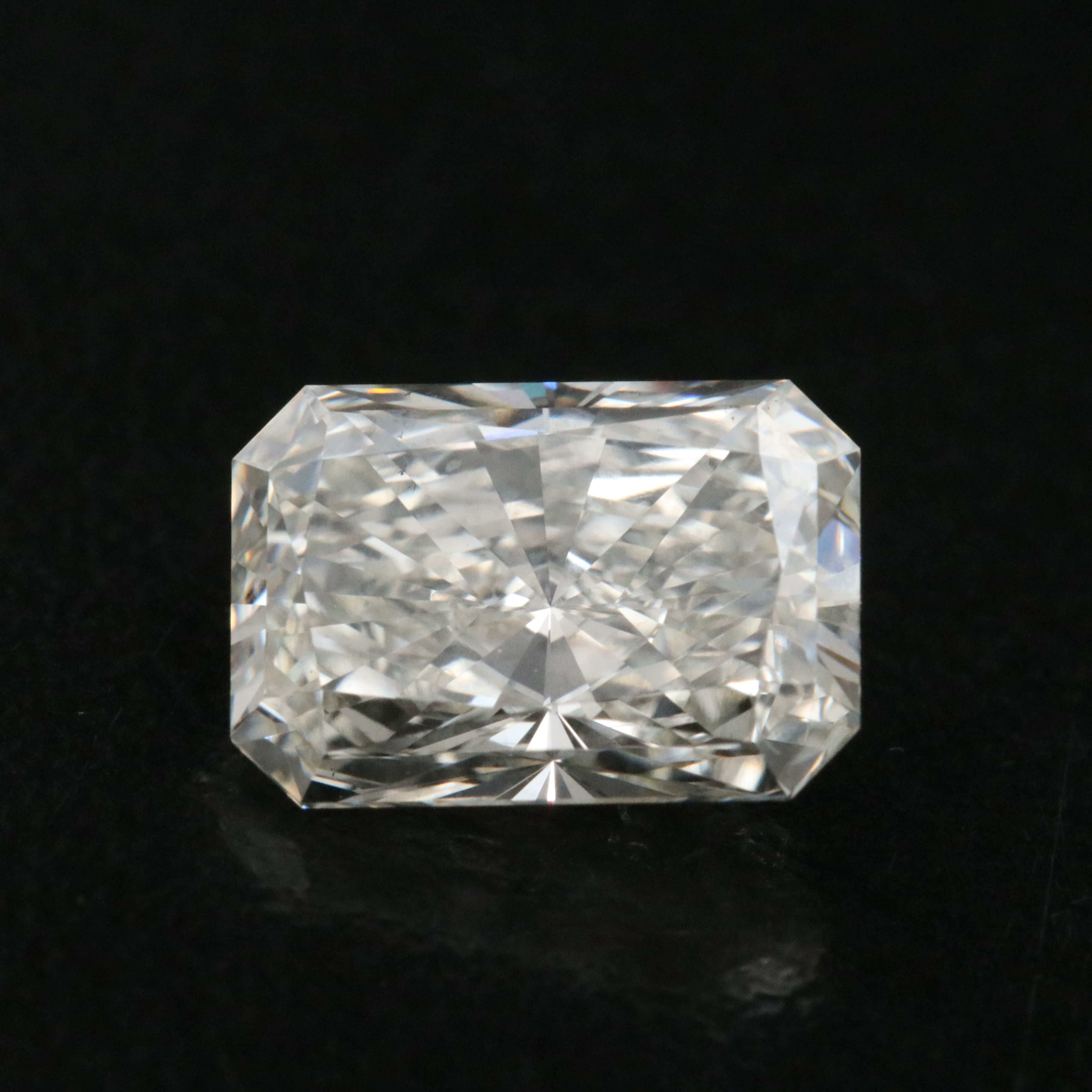 Loose 1.93 CT Lab Grown Diamond with IGI Report