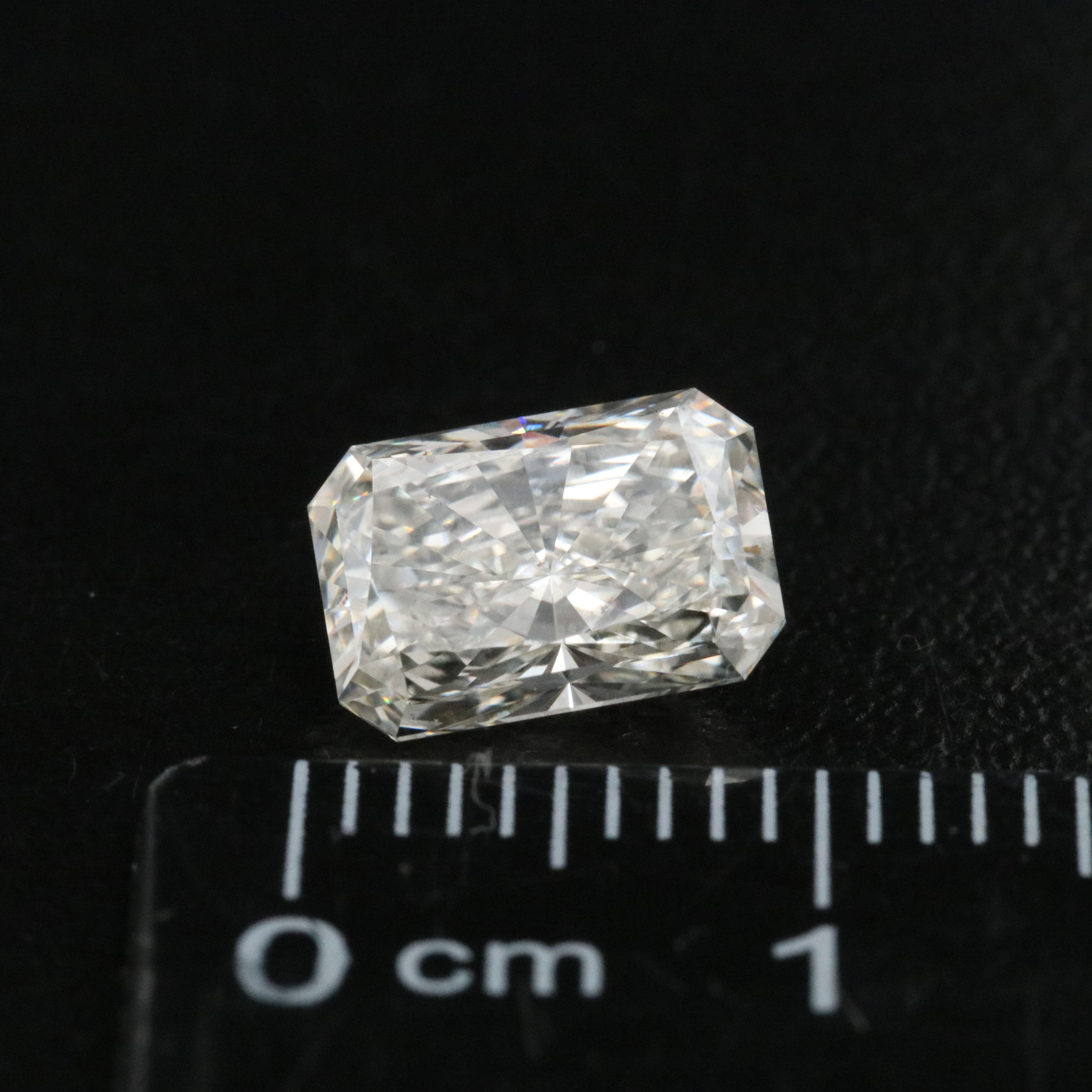 Loose 1.93 CT Lab Grown Diamond with IGI Report