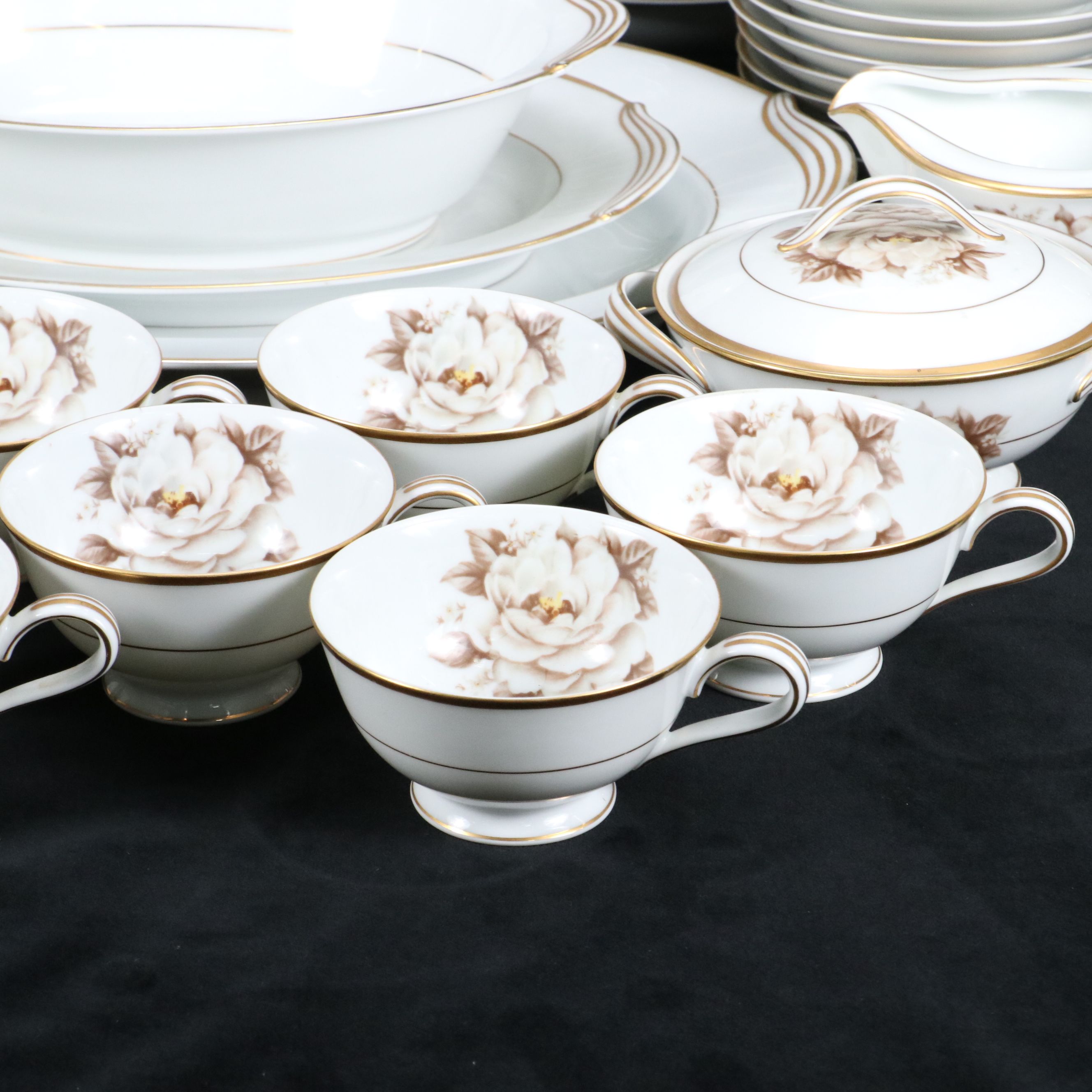 Noritake "Elizabeth" Porcelain Dinnerware and Serving Pieces, 1951–1954