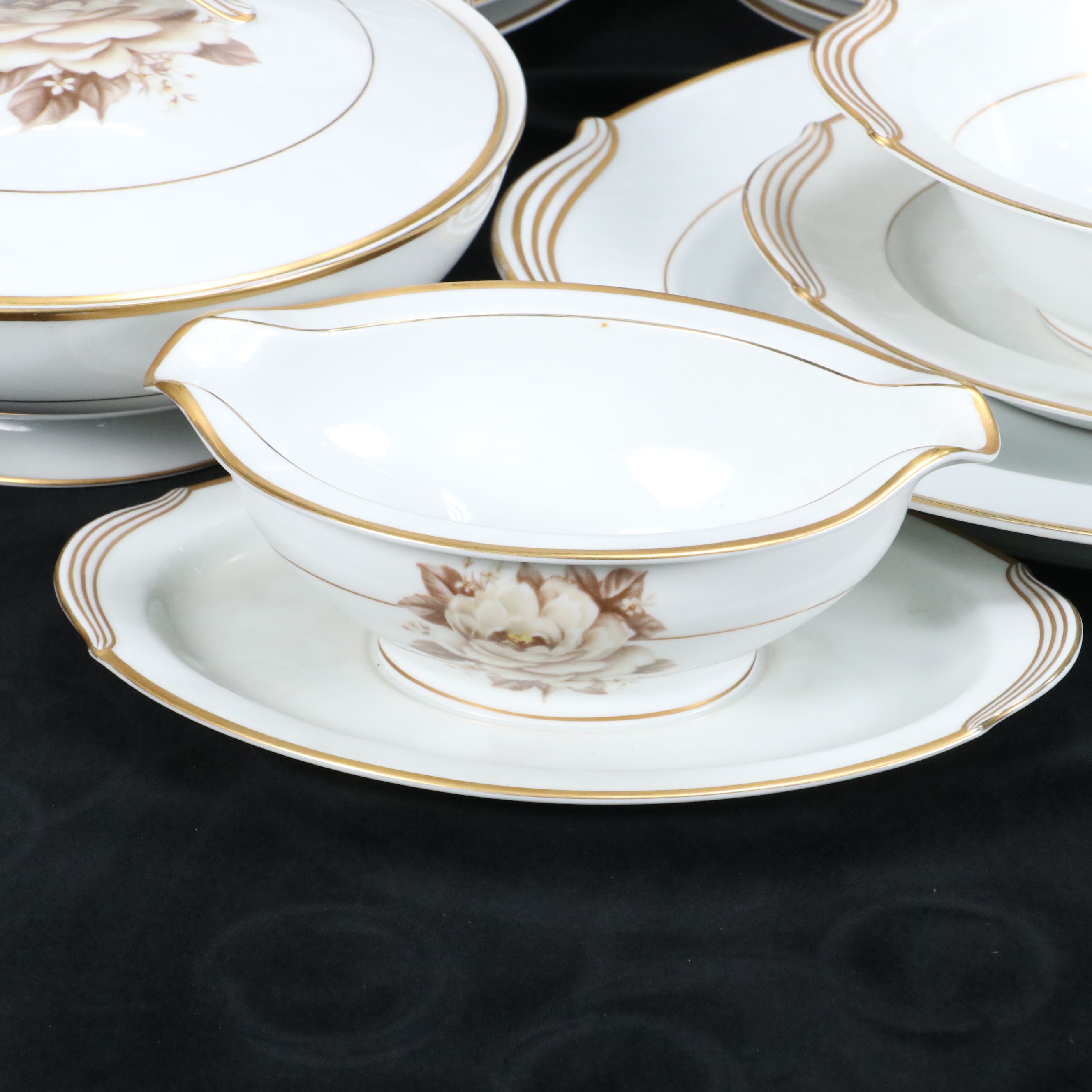 Noritake "Elizabeth" Porcelain Dinnerware and Serving Pieces, 1951–1954