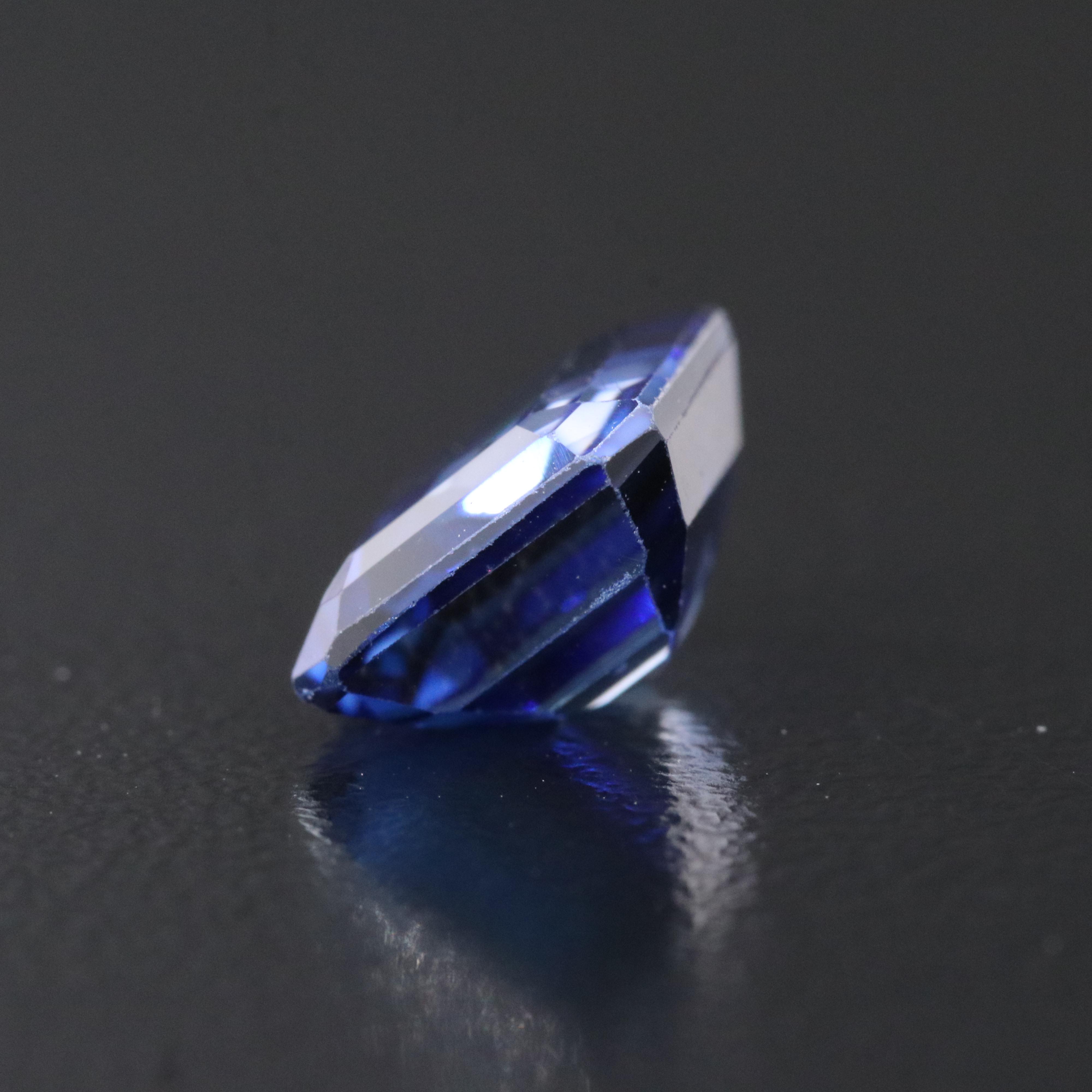 Loose 4.71 CT Lab Grown Sapphire