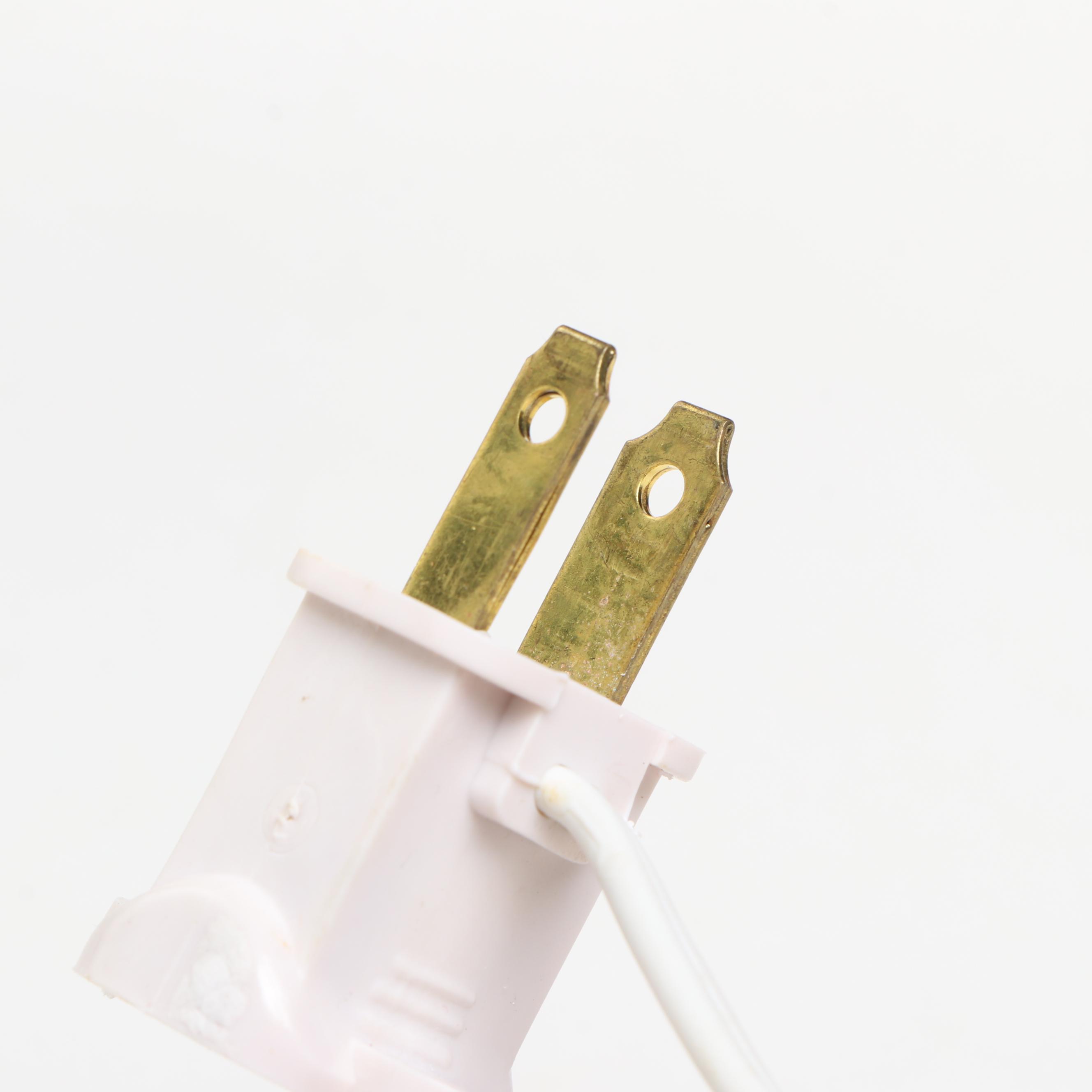 Dept.56 "Scrooge and Marley Counting House" and More Christmas Table Décor