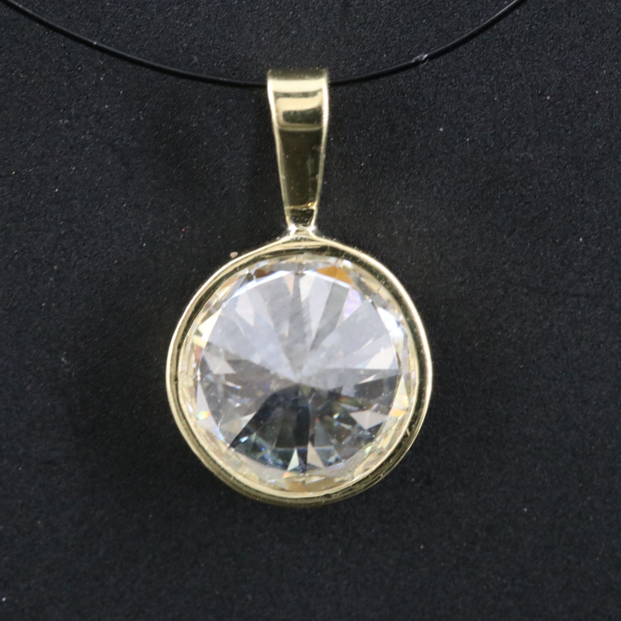 14K 1.50 CT Lab Grown Diamond Solitaire Pendant with IGI Report