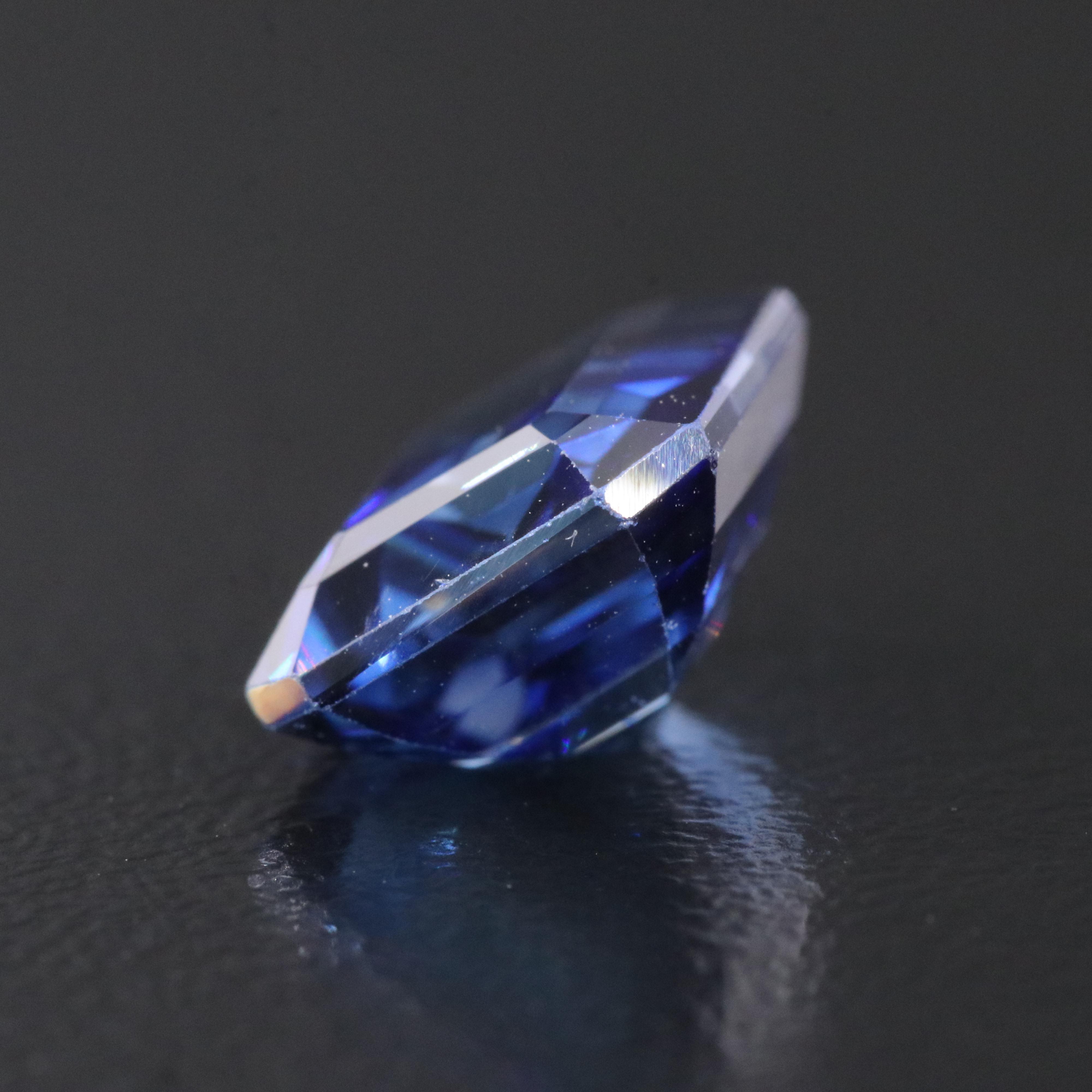 Loose 5.47 CT Lab Grown Sapphire