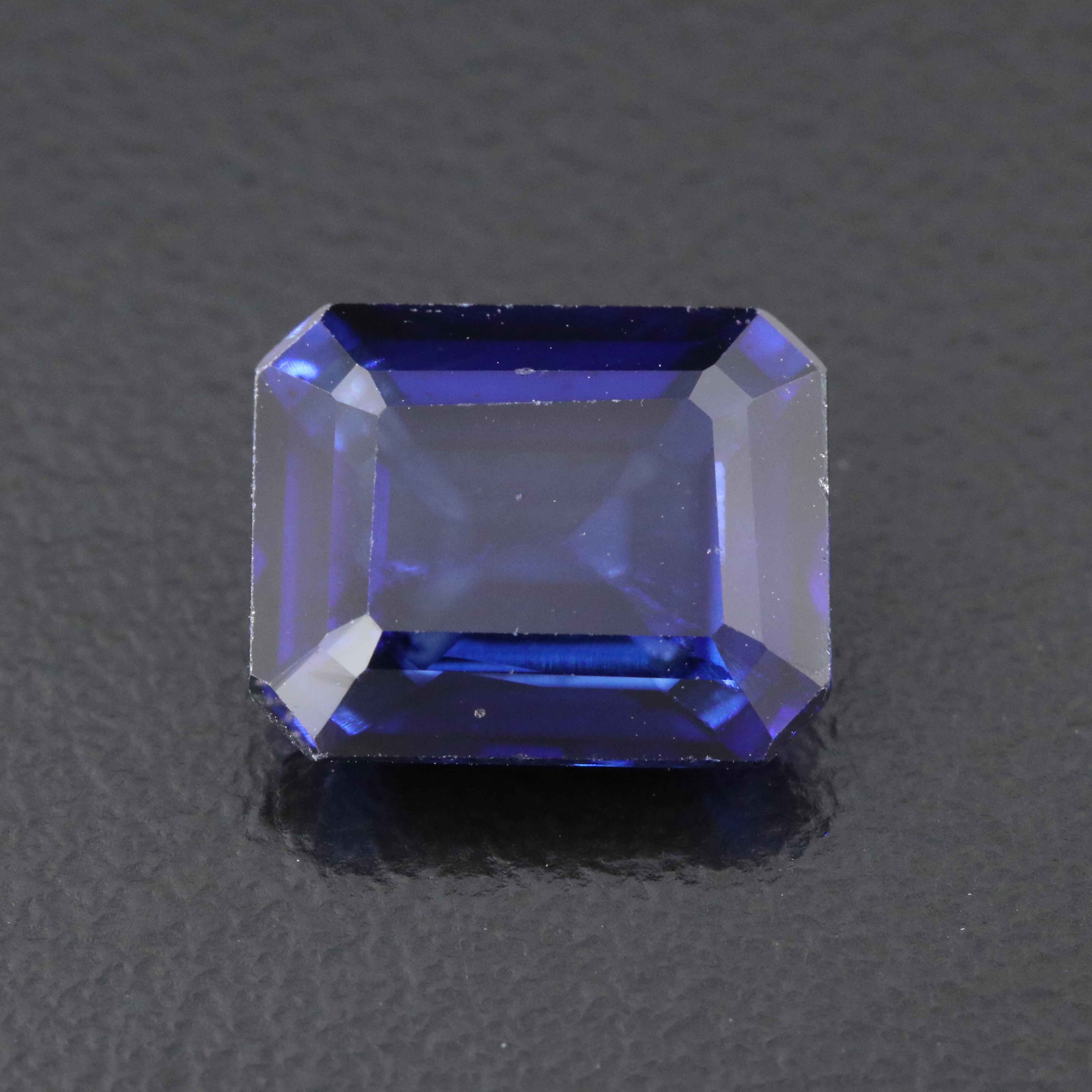 Loose 5.32 CT Lab Grown Sapphire