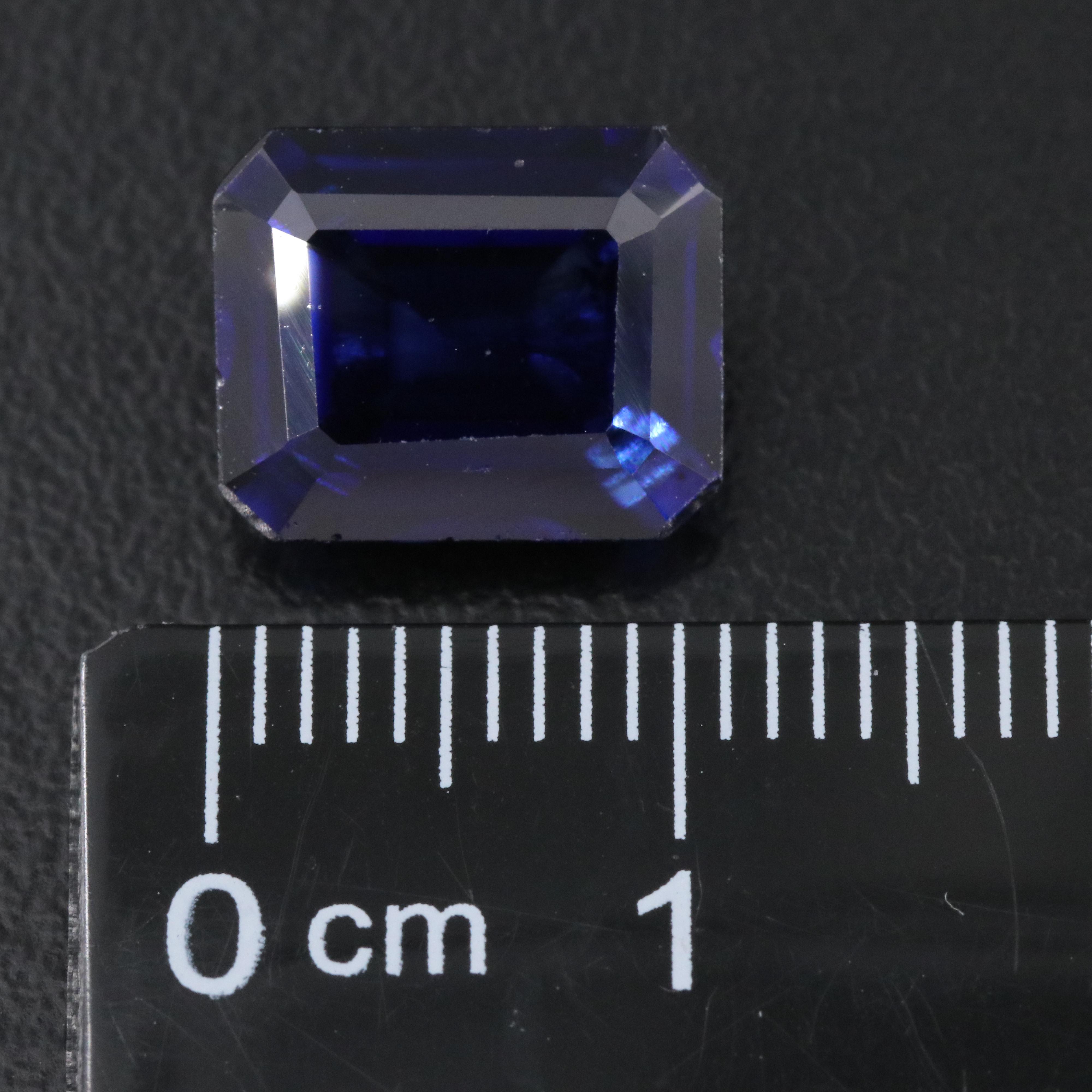 Loose 5.32 CT Lab Grown Sapphire