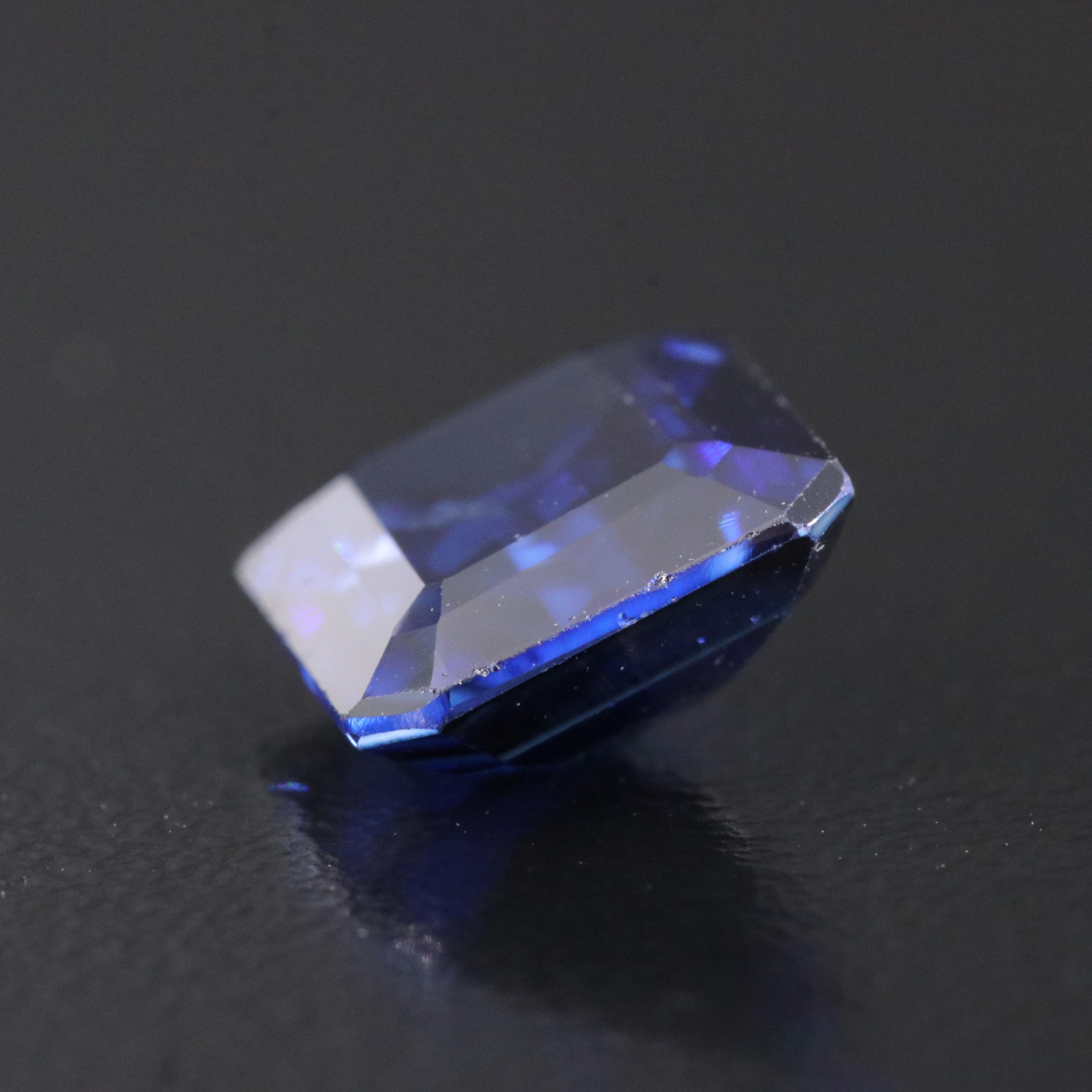 Loose 5.32 CT Lab Grown Sapphire