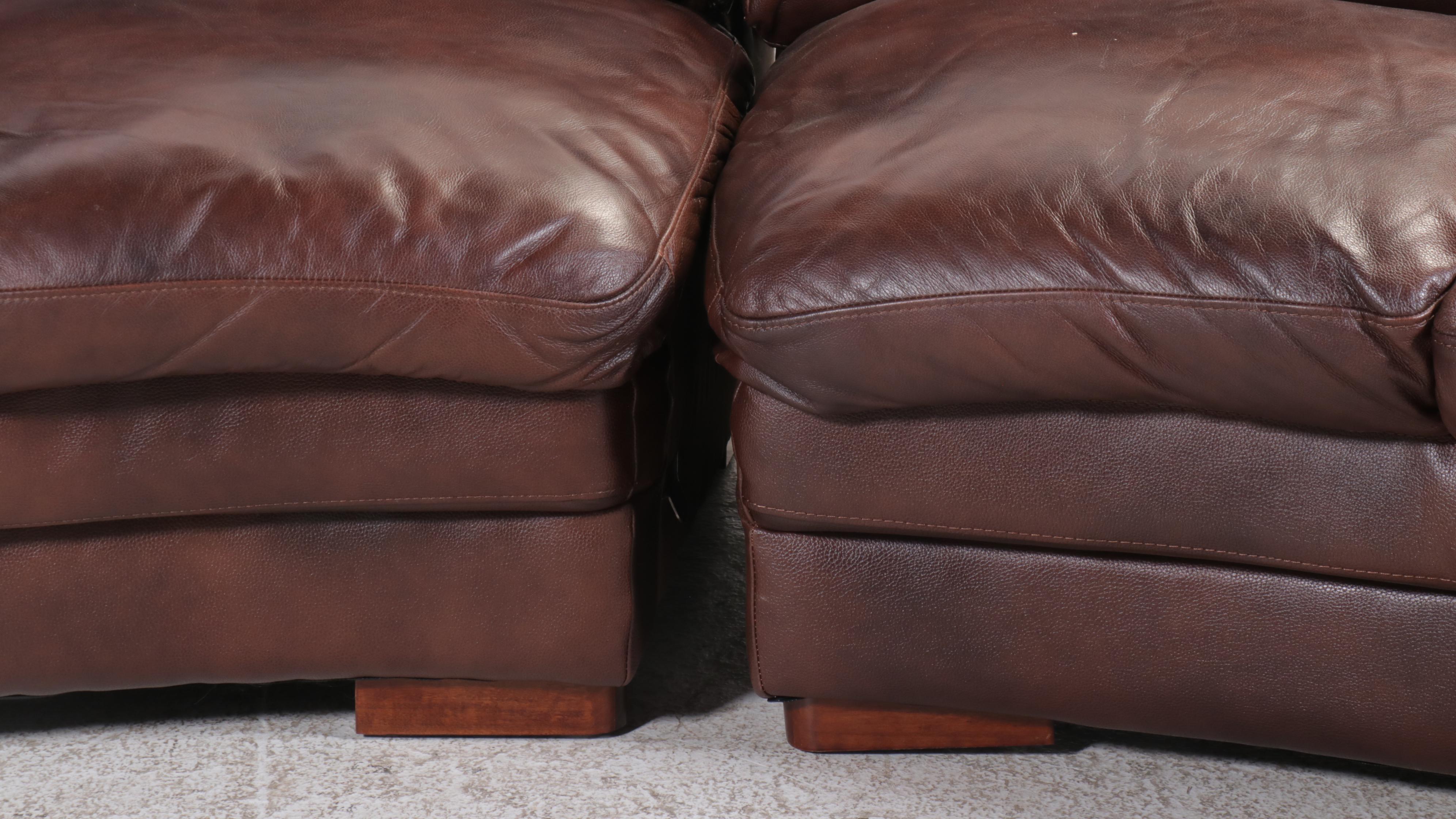 Curved Leather Sectional Sofa with Two Ottomans, 21st Century