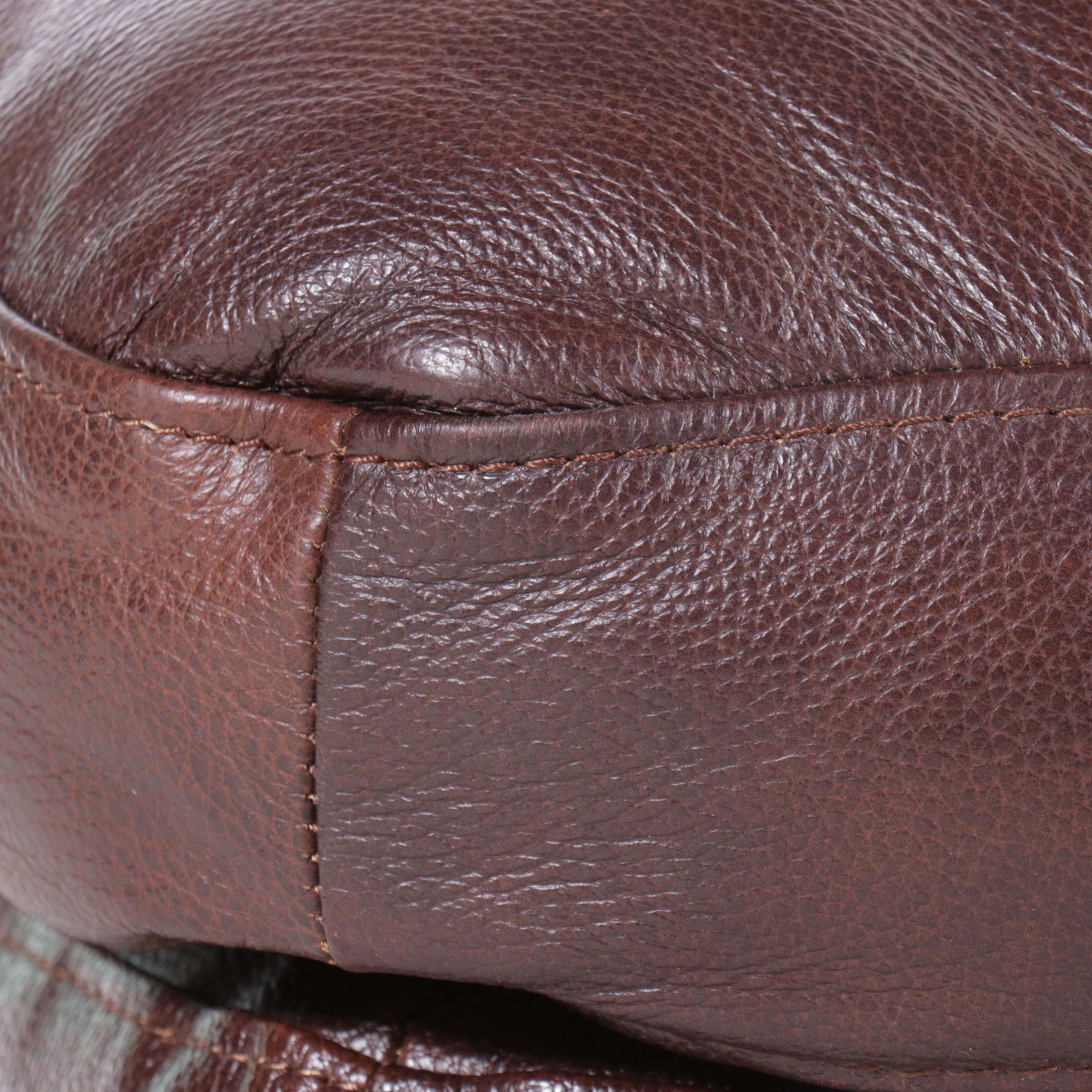 Curved Leather Sectional Sofa with Two Ottomans, 21st Century