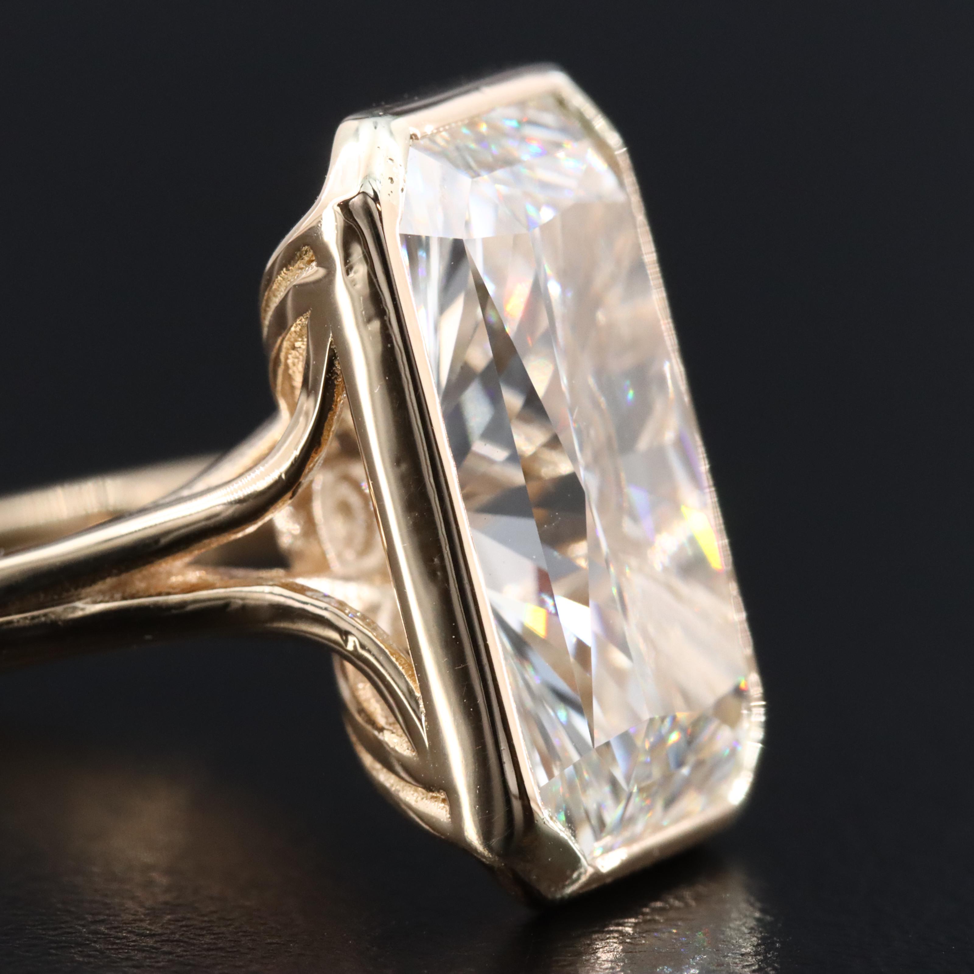 14K 9.04 CT Lab Grown Diamond Solitaire Ring with IGI Report