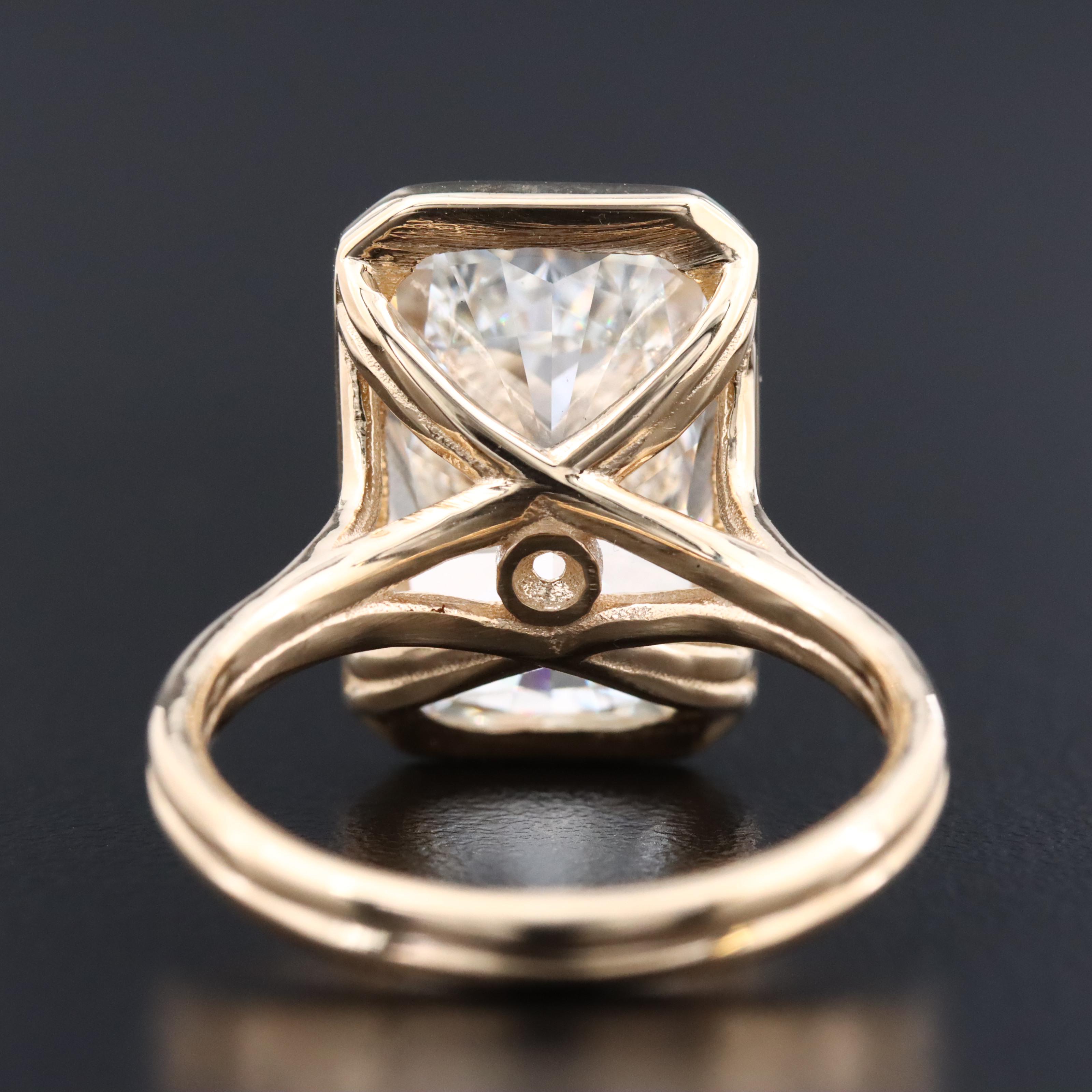 14K 9.04 CT Lab Grown Diamond Solitaire Ring with IGI Report