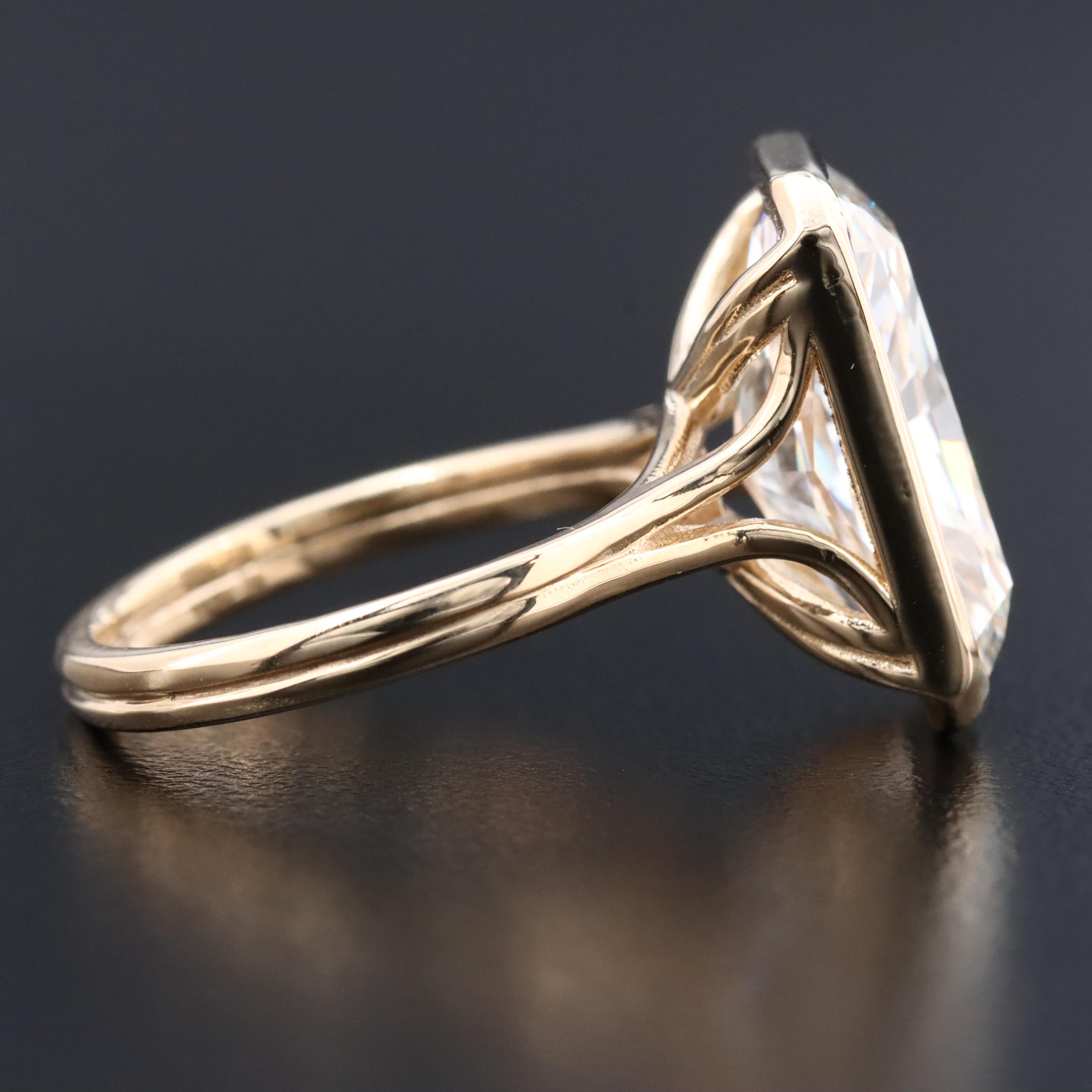 14K 9.04 CT Lab Grown Diamond Solitaire Ring with IGI Report