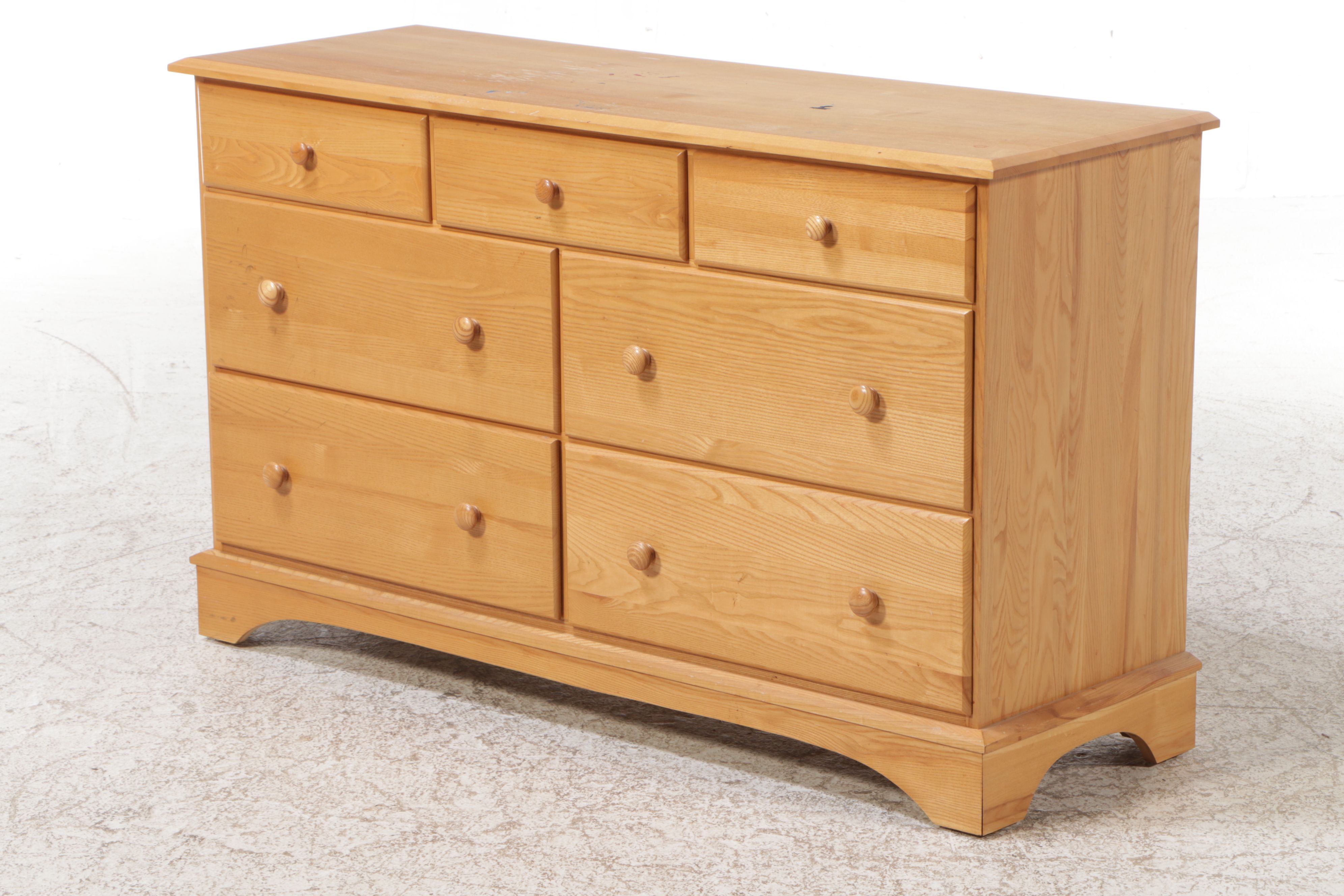Moosehead Furniture Oak Dresser and Nightstand